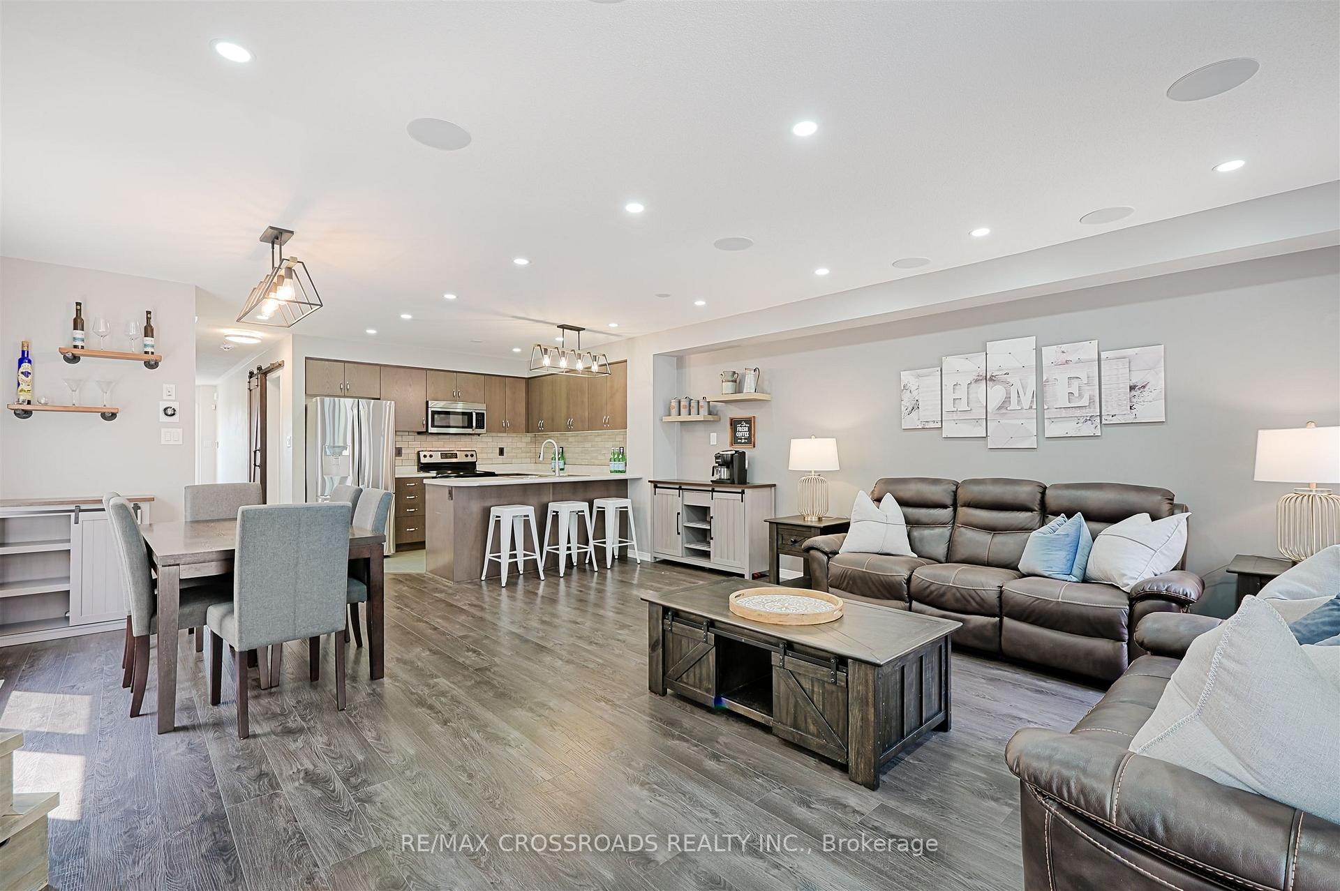 Photo 9 of 784 McCue Drive, Oshawa, Taunton — HOMEH
