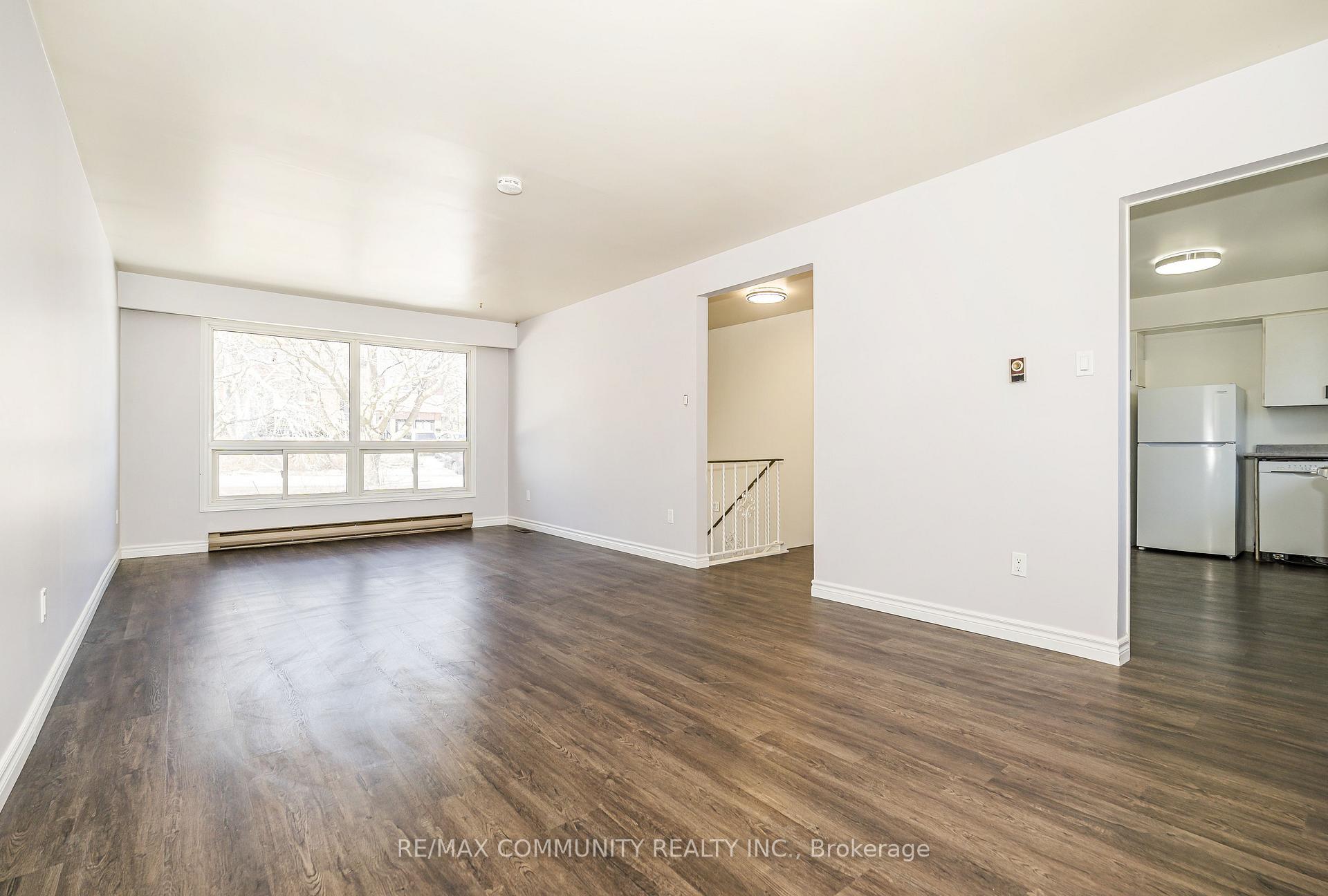 Photo 8 of 49 Quinn Avenue, Orillia — HOMEH