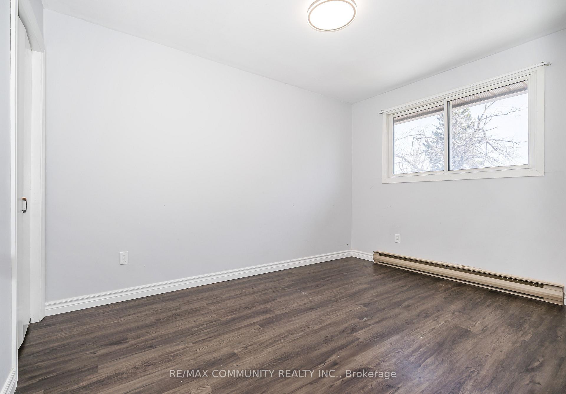 Photo 13 of 49 Quinn Avenue, Orillia — HOMEH