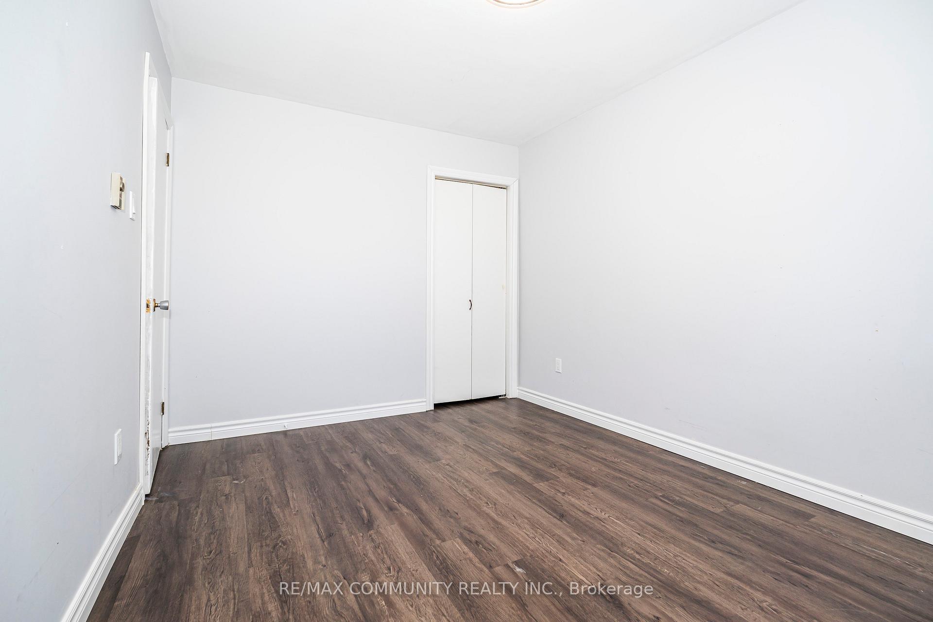 Photo 14 of 49 Quinn Avenue, Orillia — HOMEH