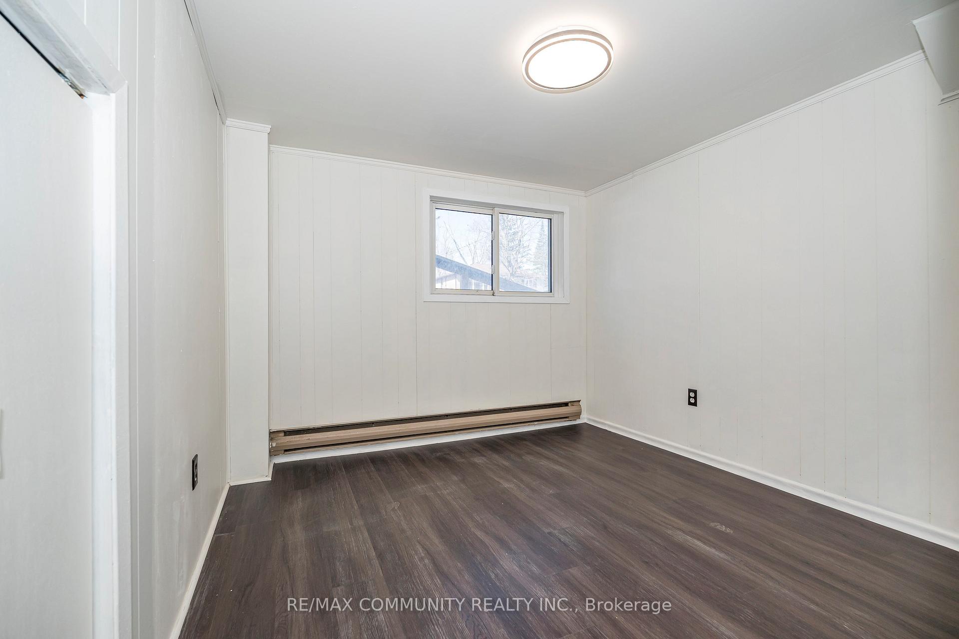 Photo 23 of 49 Quinn Avenue, Orillia — HOMEH