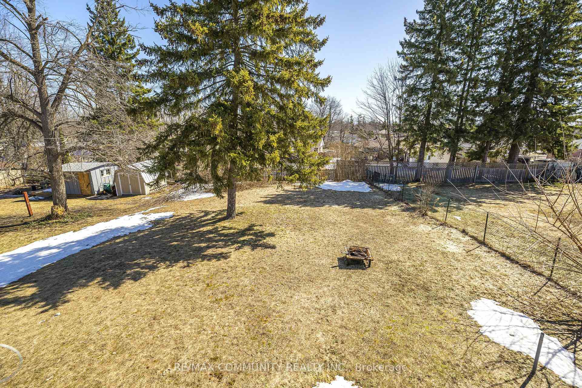 Photo 27 of 49 Quinn Avenue, Orillia — HOMEH