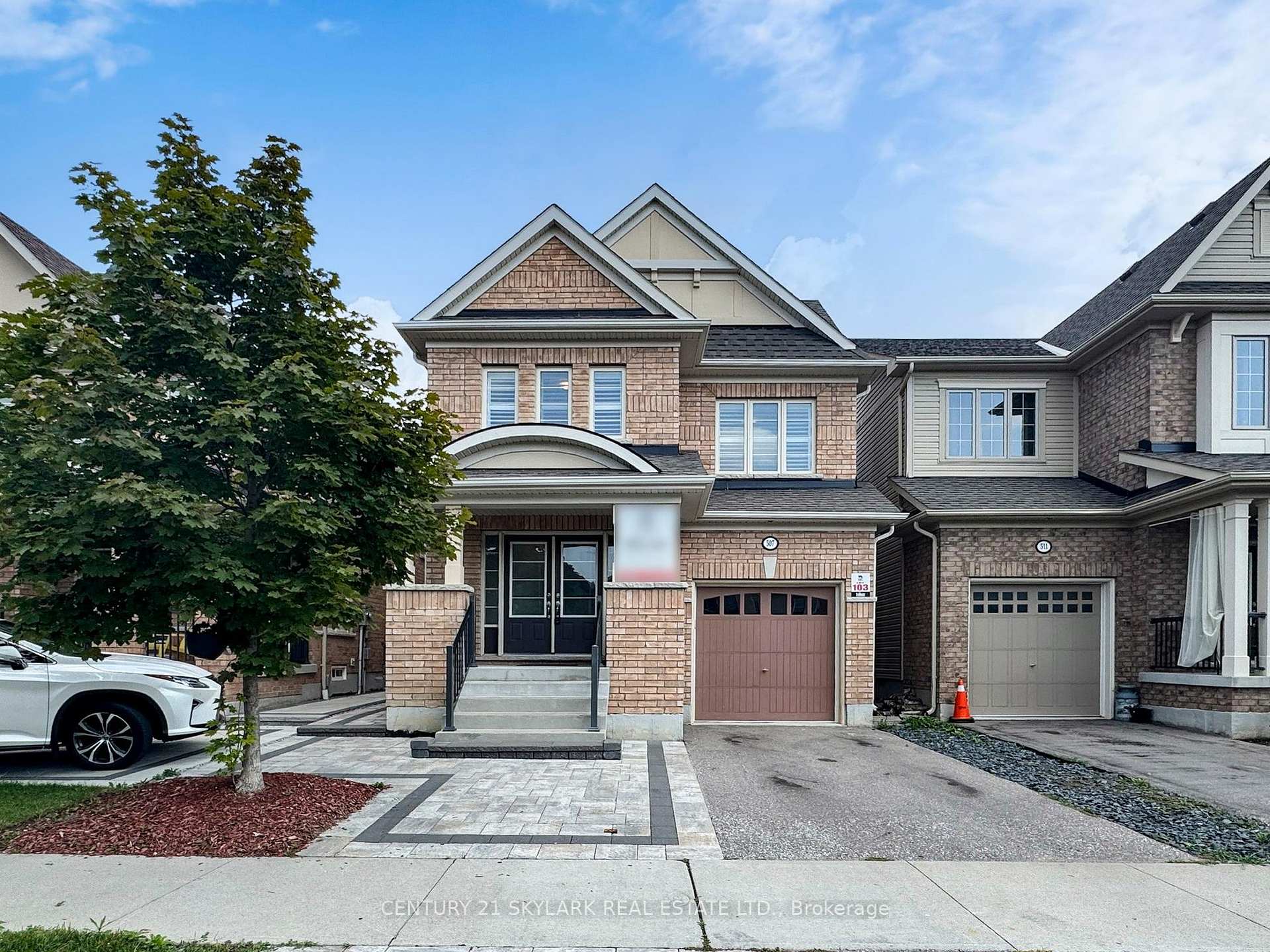 Photo 4 of 507 Windfields Farm Drive W, Oshawa, Windfields — HOMEH