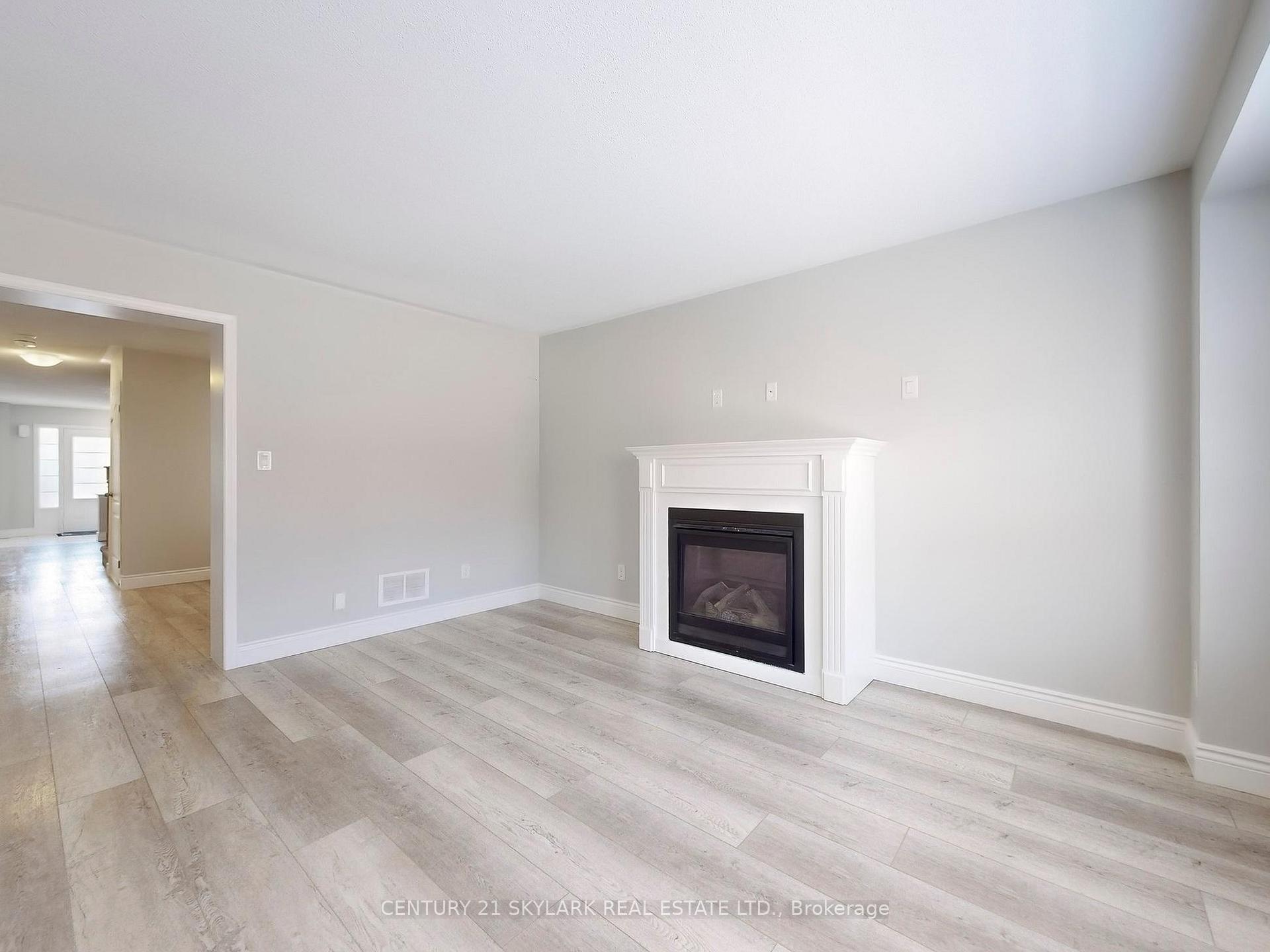 Photo 11 of 507 Windfields Farm Drive W, Oshawa, Windfields — HOMEH
