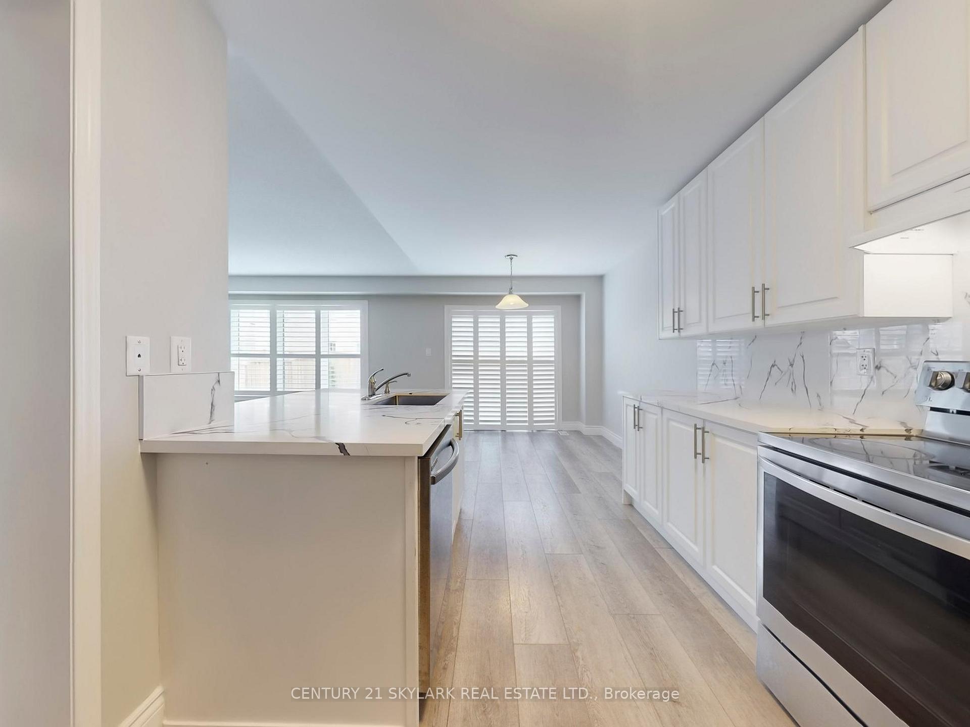 Photo 15 of 507 Windfields Farm Drive W, Oshawa, Windfields — HOMEH