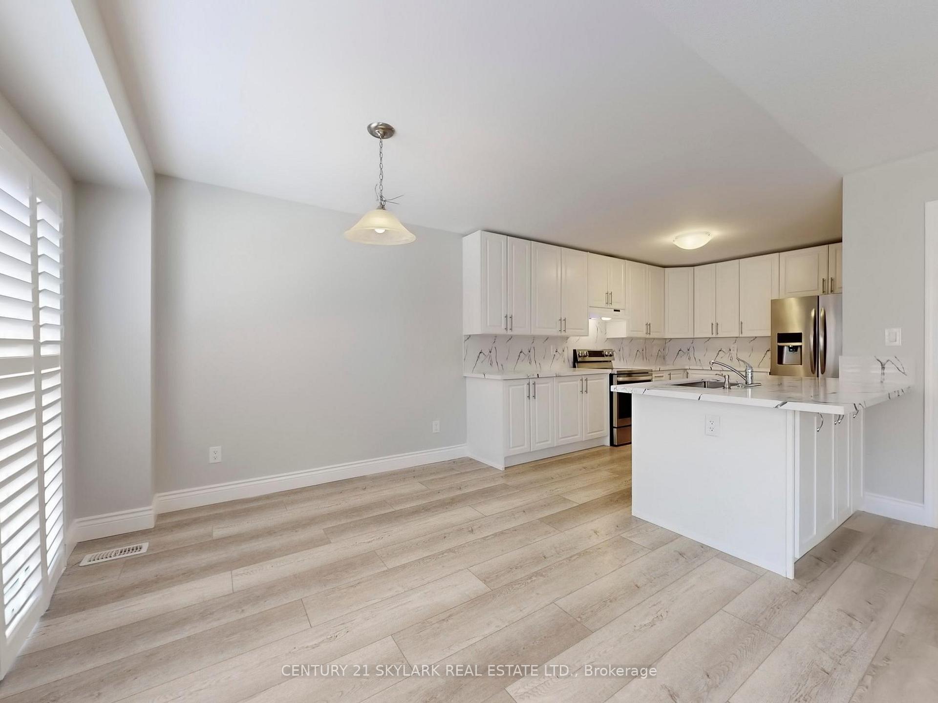 Photo 16 of 507 Windfields Farm Drive W, Oshawa, Windfields — HOMEH