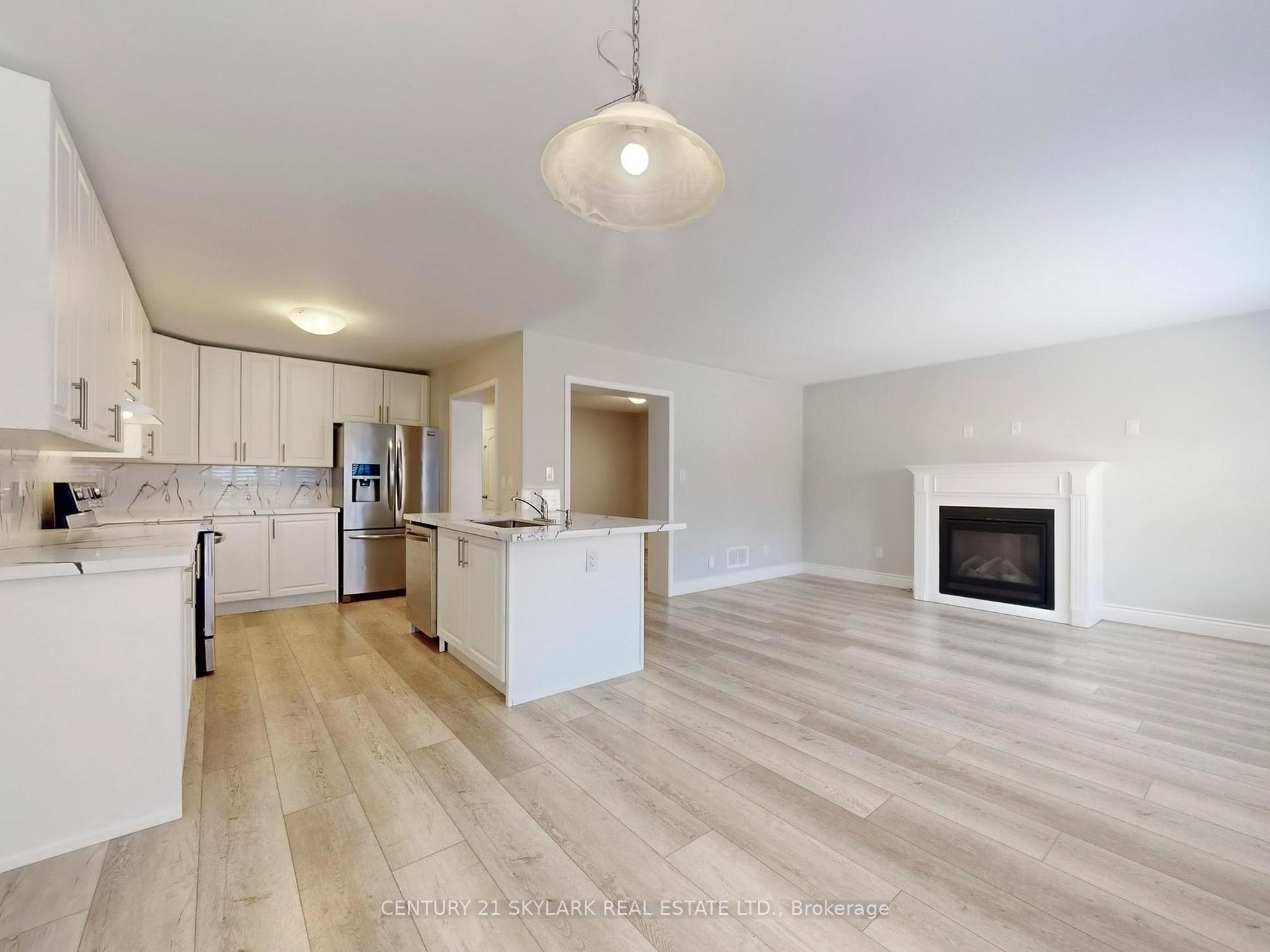 Photo 18 of 507 Windfields Farm Drive W, Oshawa, Windfields — HOMEH