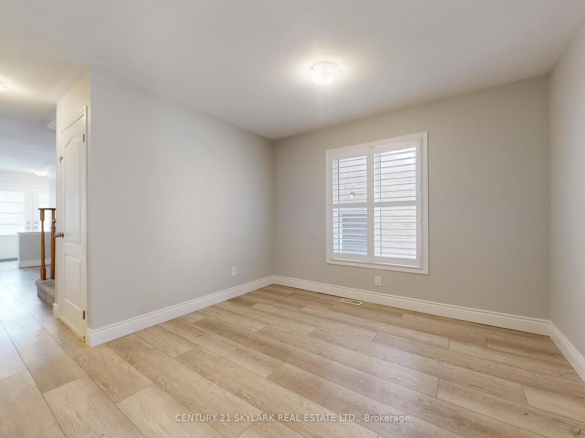 Photo 22 of 507 Windfields Farm Drive W, Oshawa, Windfields — HOMEH