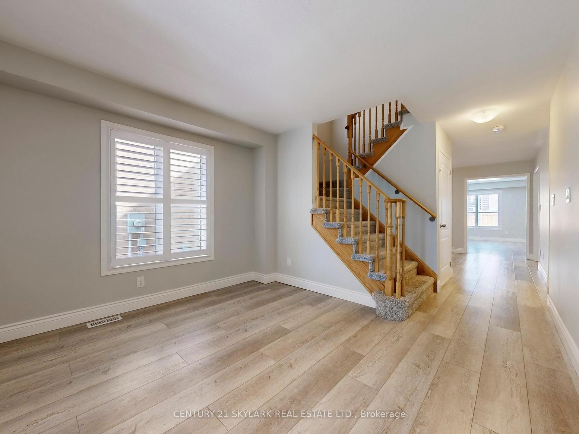 Photo 24 of 507 Windfields Farm Drive W, Oshawa, Windfields — HOMEH