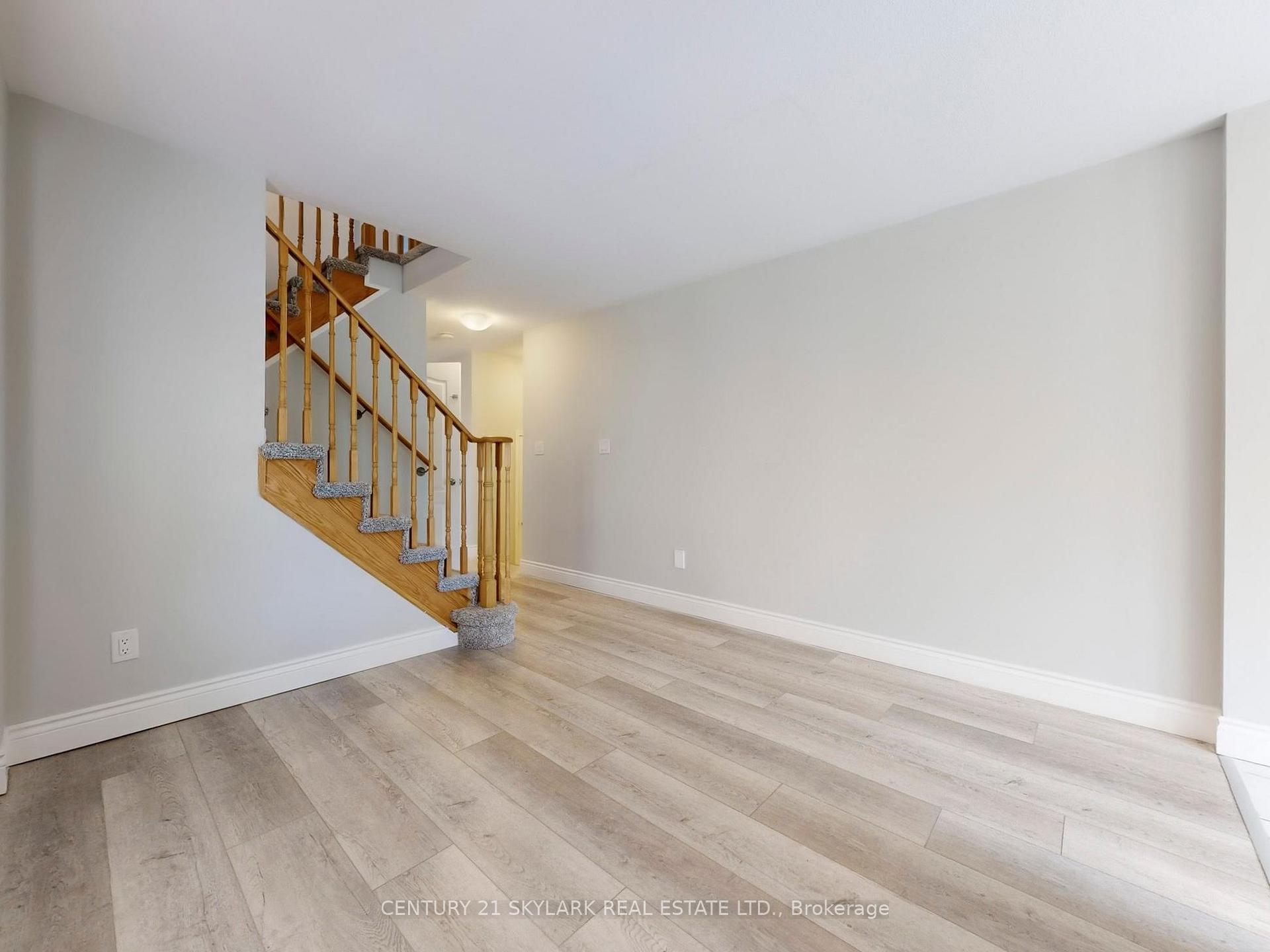 Photo 26 of 507 Windfields Farm Drive W, Oshawa, Windfields — HOMEH