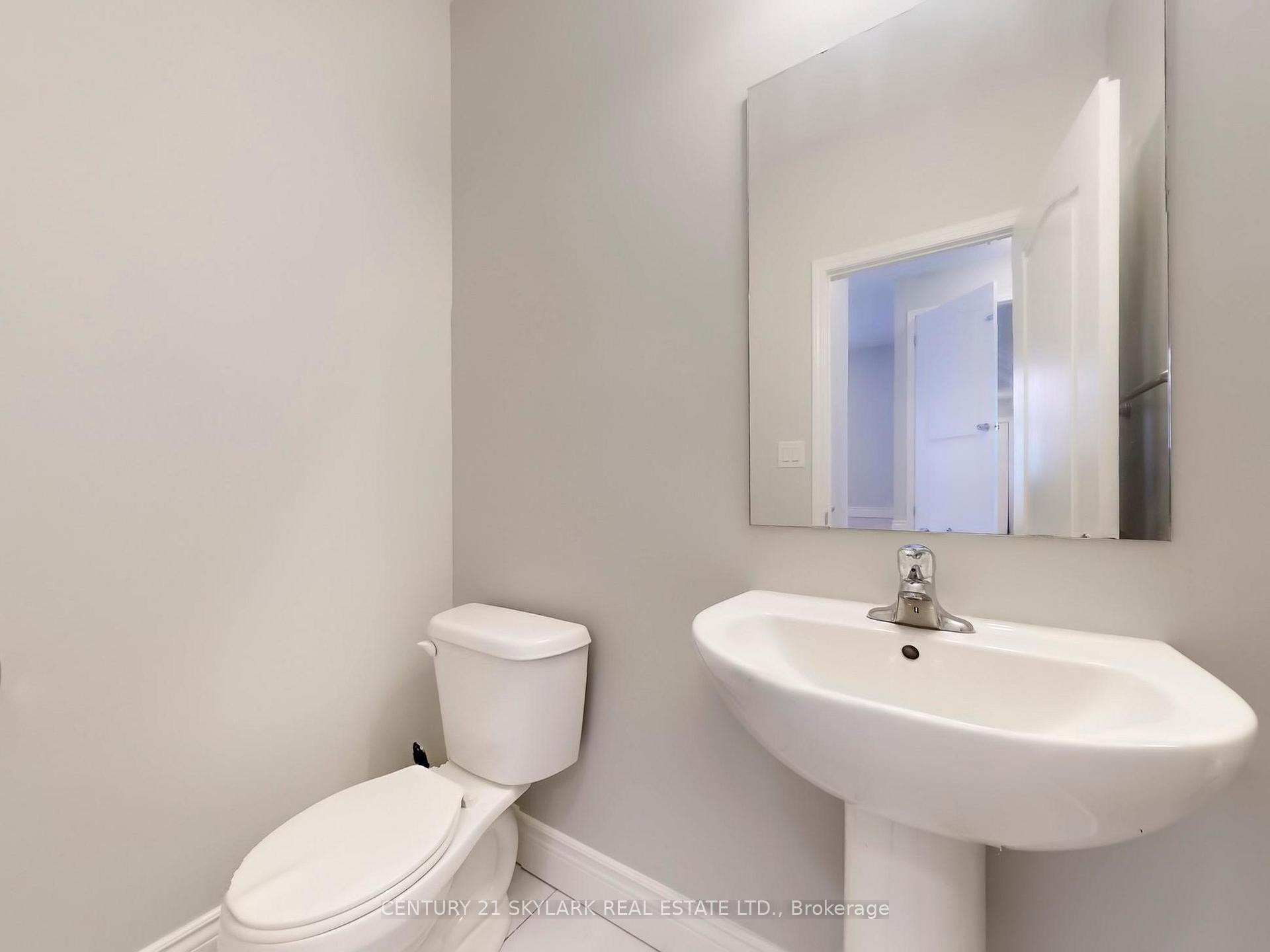 Photo 27 of 507 Windfields Farm Drive W, Oshawa, Windfields — HOMEH