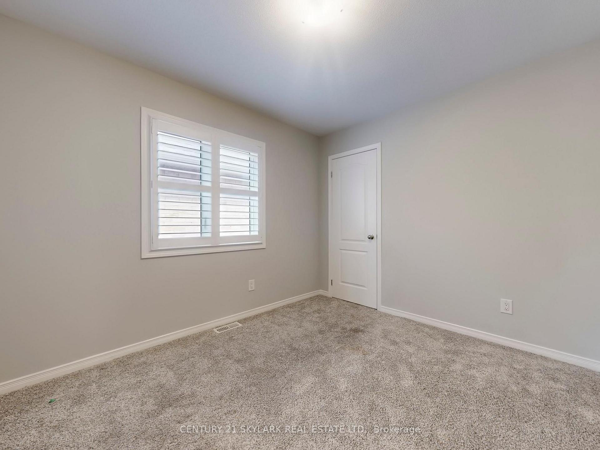 Photo 35 of 507 Windfields Farm Drive W, Oshawa, Windfields — HOMEH