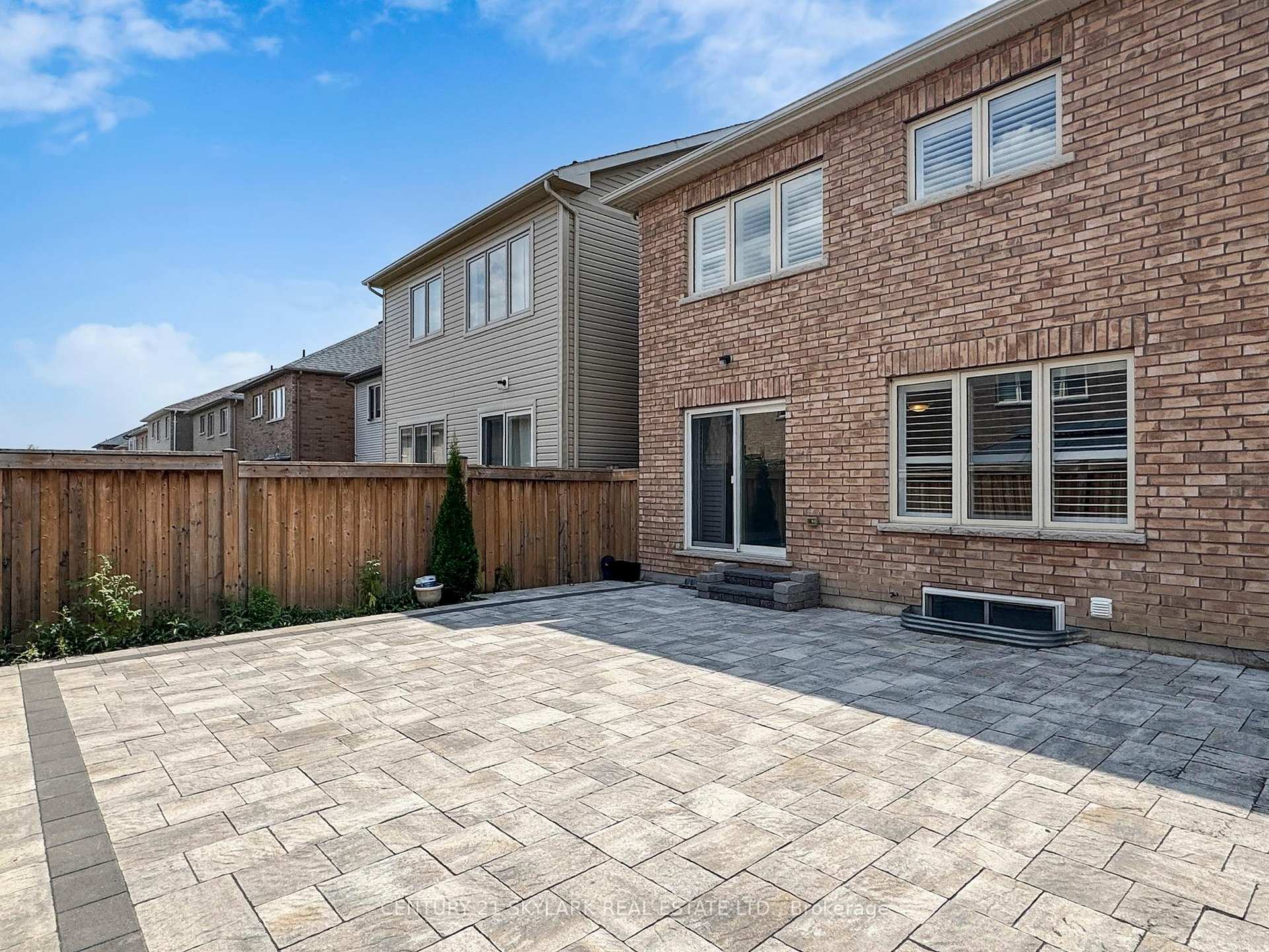 Photo 48 of 507 Windfields Farm Drive W, Oshawa, Windfields — HOMEH