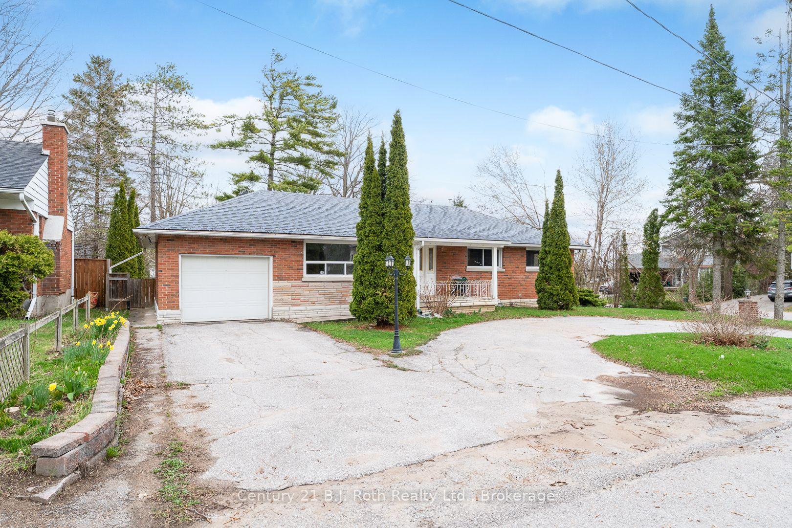 Photo 2 of 362 Parkhurst Crescent, Orillia — HOMEH