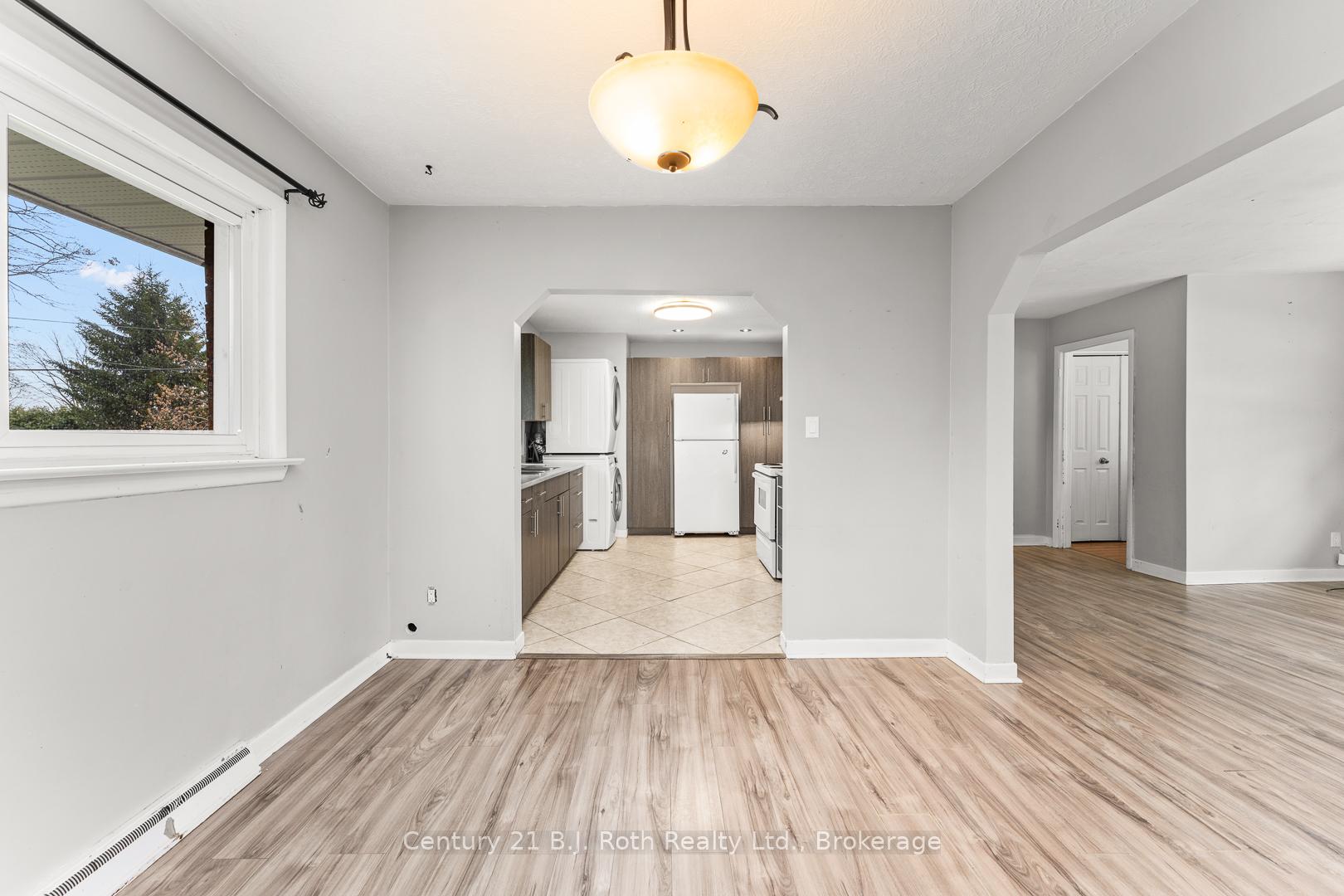 Photo 9 of 362 Parkhurst Crescent, Orillia — HOMEH