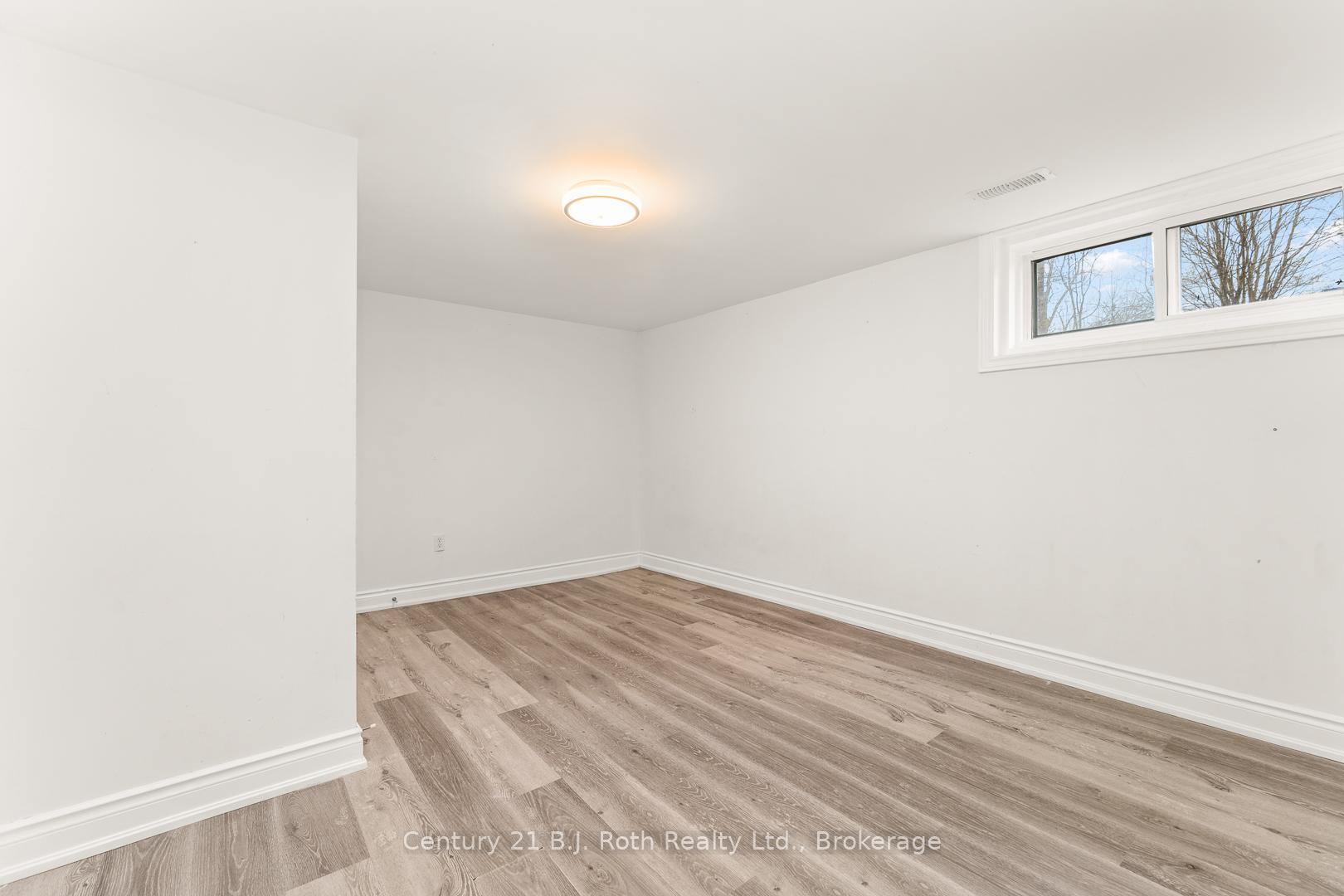 Photo 28 of 362 Parkhurst Crescent, Orillia — HOMEH