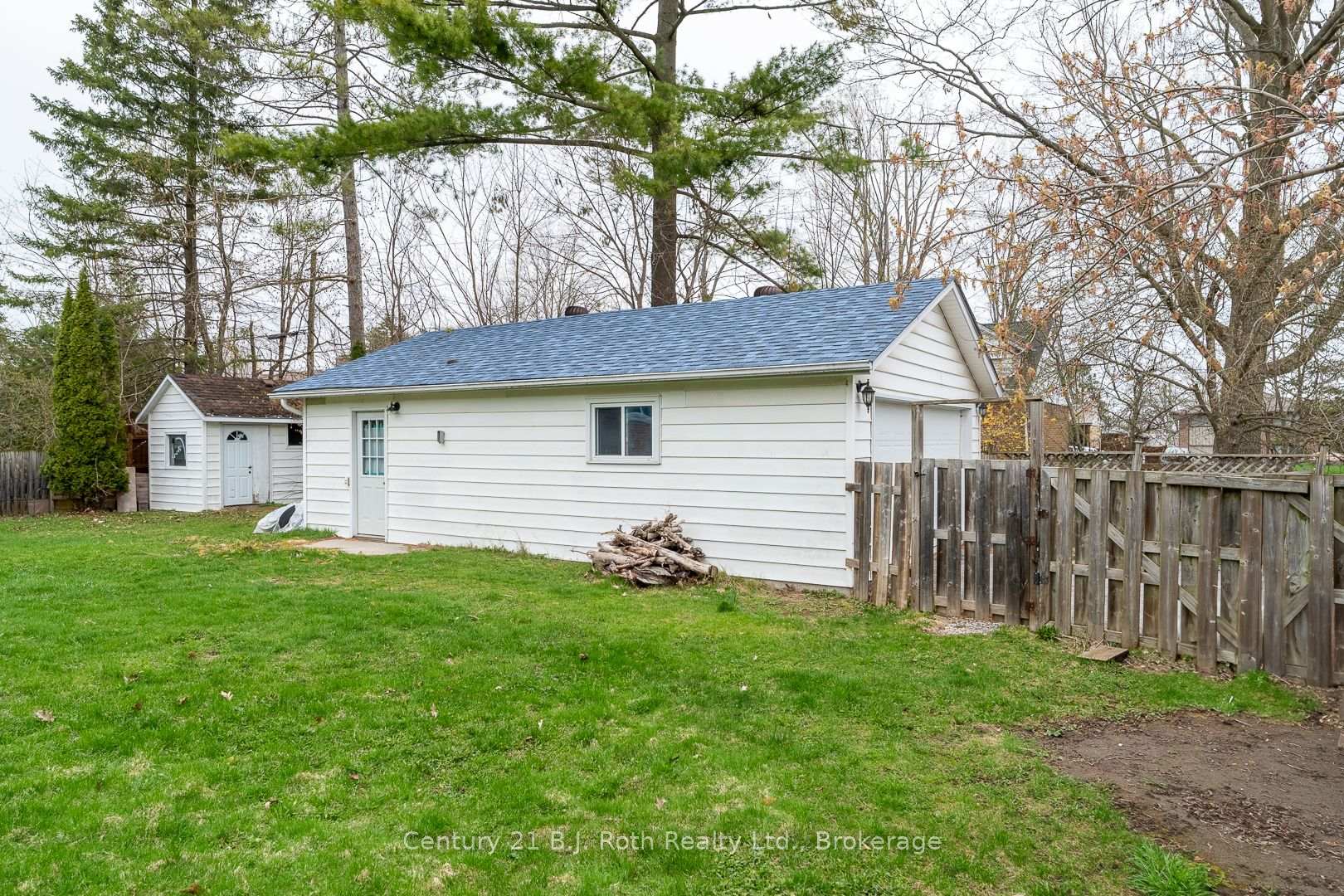 Photo 39 of 362 Parkhurst Crescent, Orillia — HOMEH