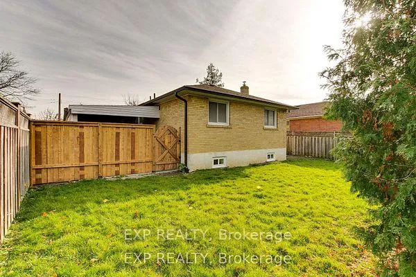Photo 25 of Unit Main, 16 Stephenfrank Road, Scarborough, Bendale — HOMEH