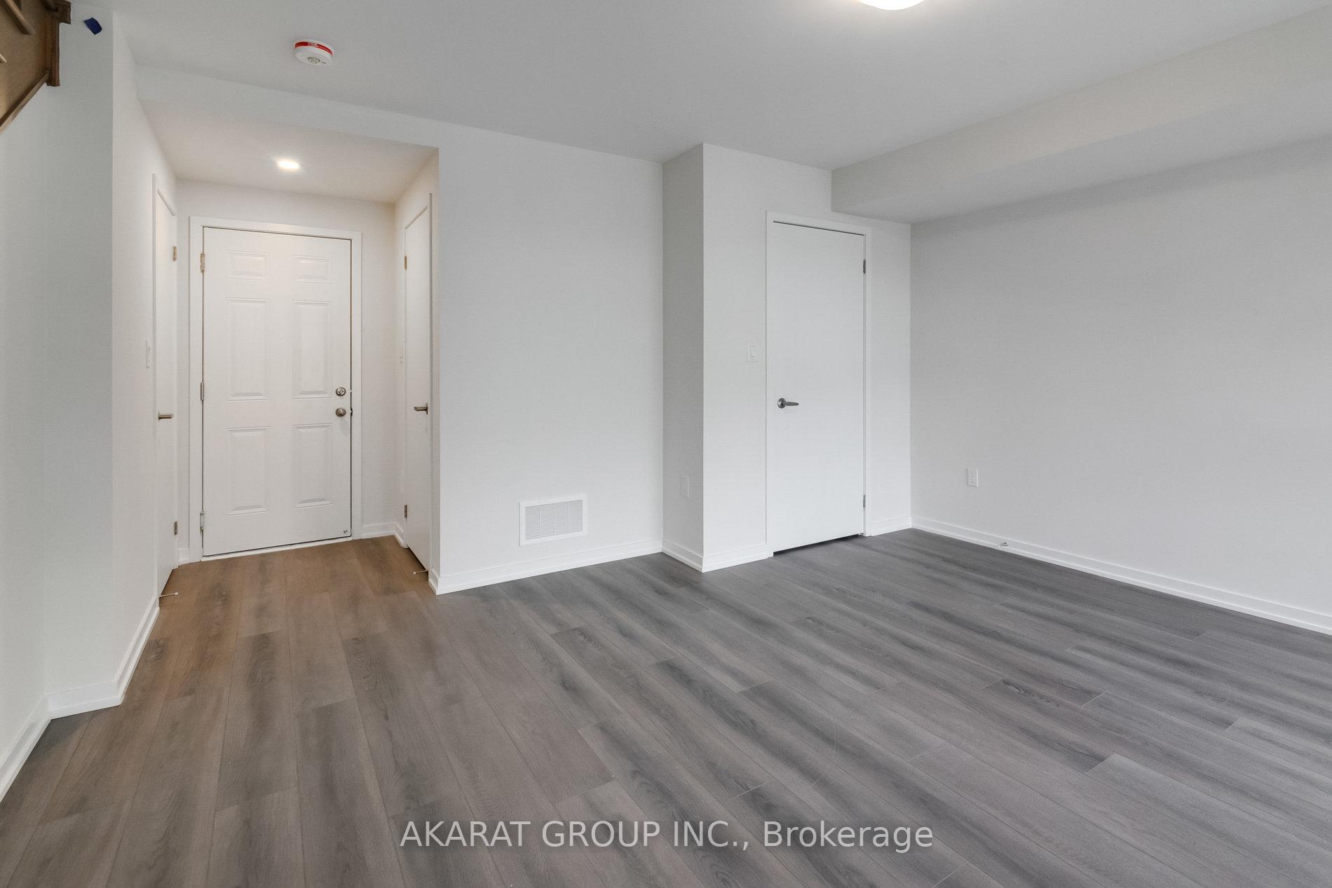 Photo 4 of 1429 Bradenton Path, Oshawa, Eastdale — HOMEH