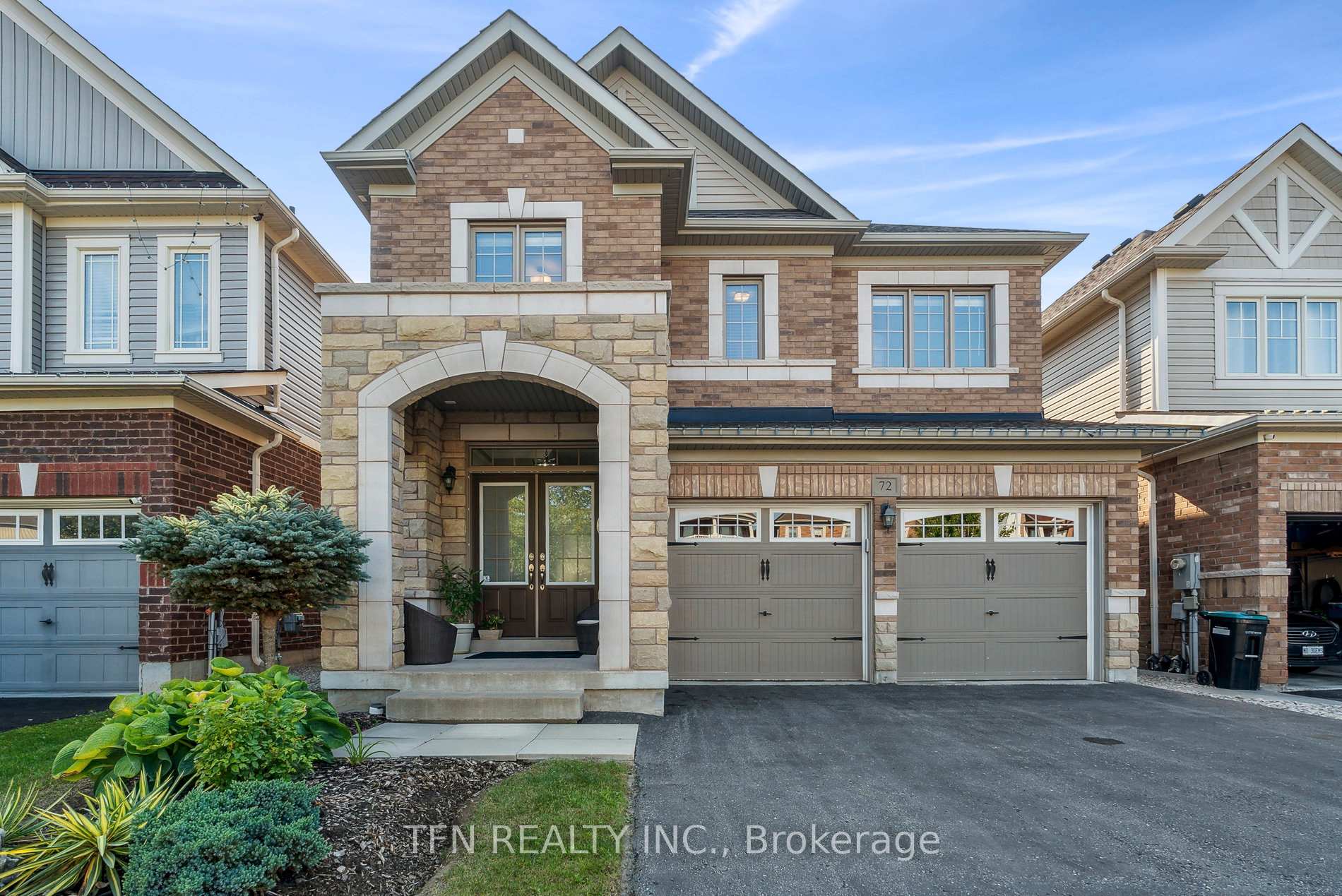 Photo 1 of 72 Cauthers Crescent, New Tecumseth, Rural New Tecumseth — HOMEH