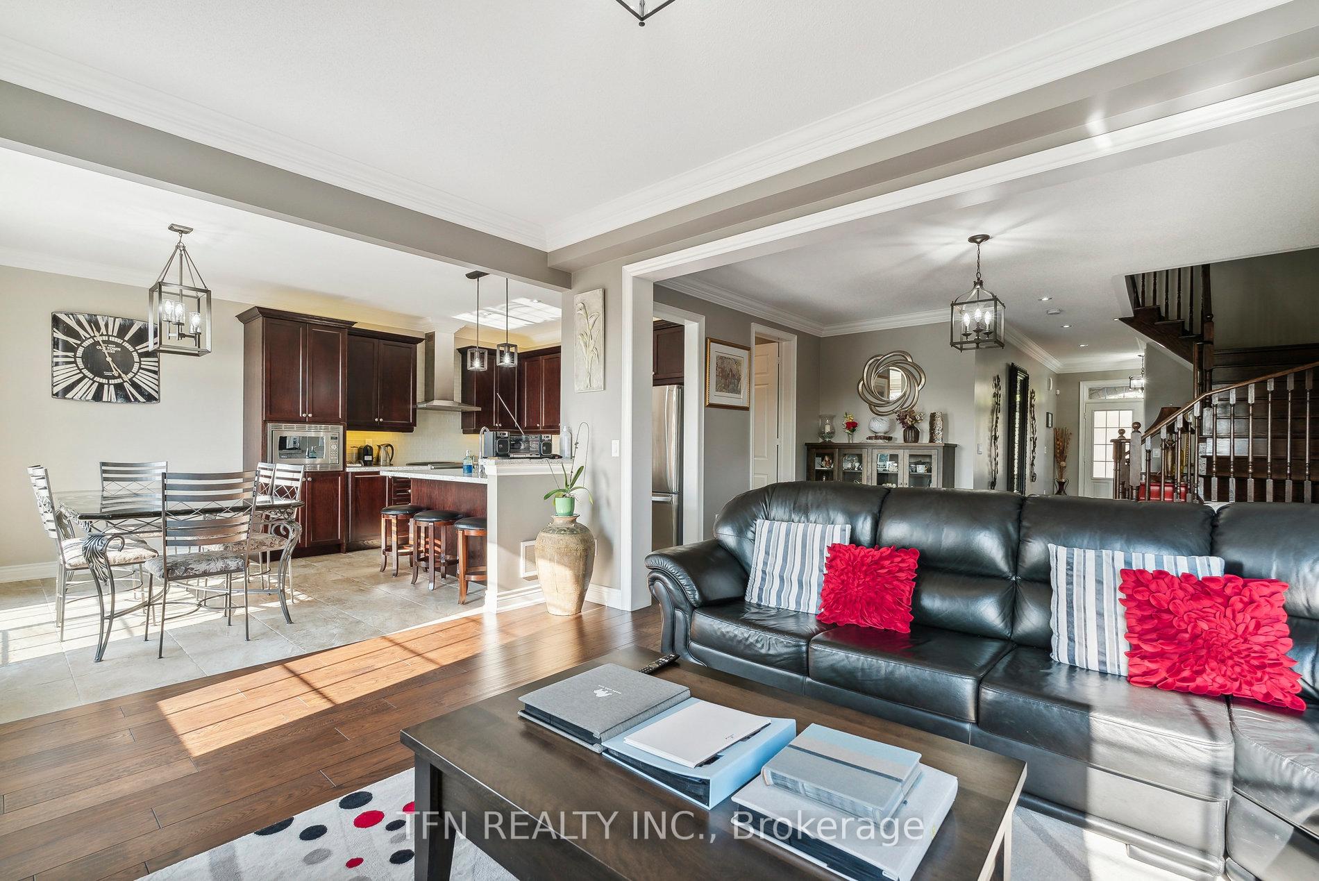 Photo 17 of 72 Cauthers Crescent, New Tecumseth, Rural New Tecumseth — HOMEH