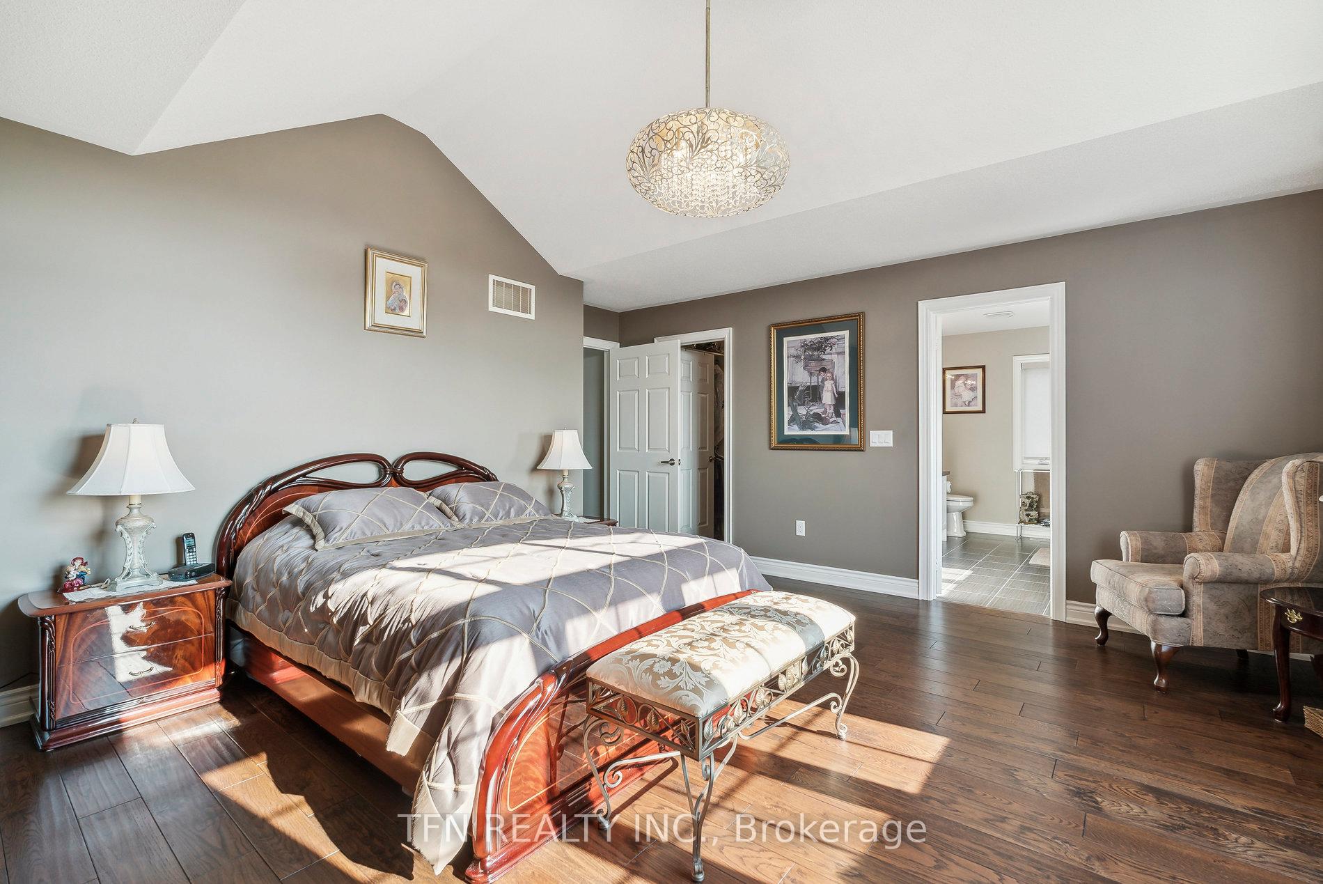 Photo 25 of 72 Cauthers Crescent, New Tecumseth, Rural New Tecumseth — HOMEH