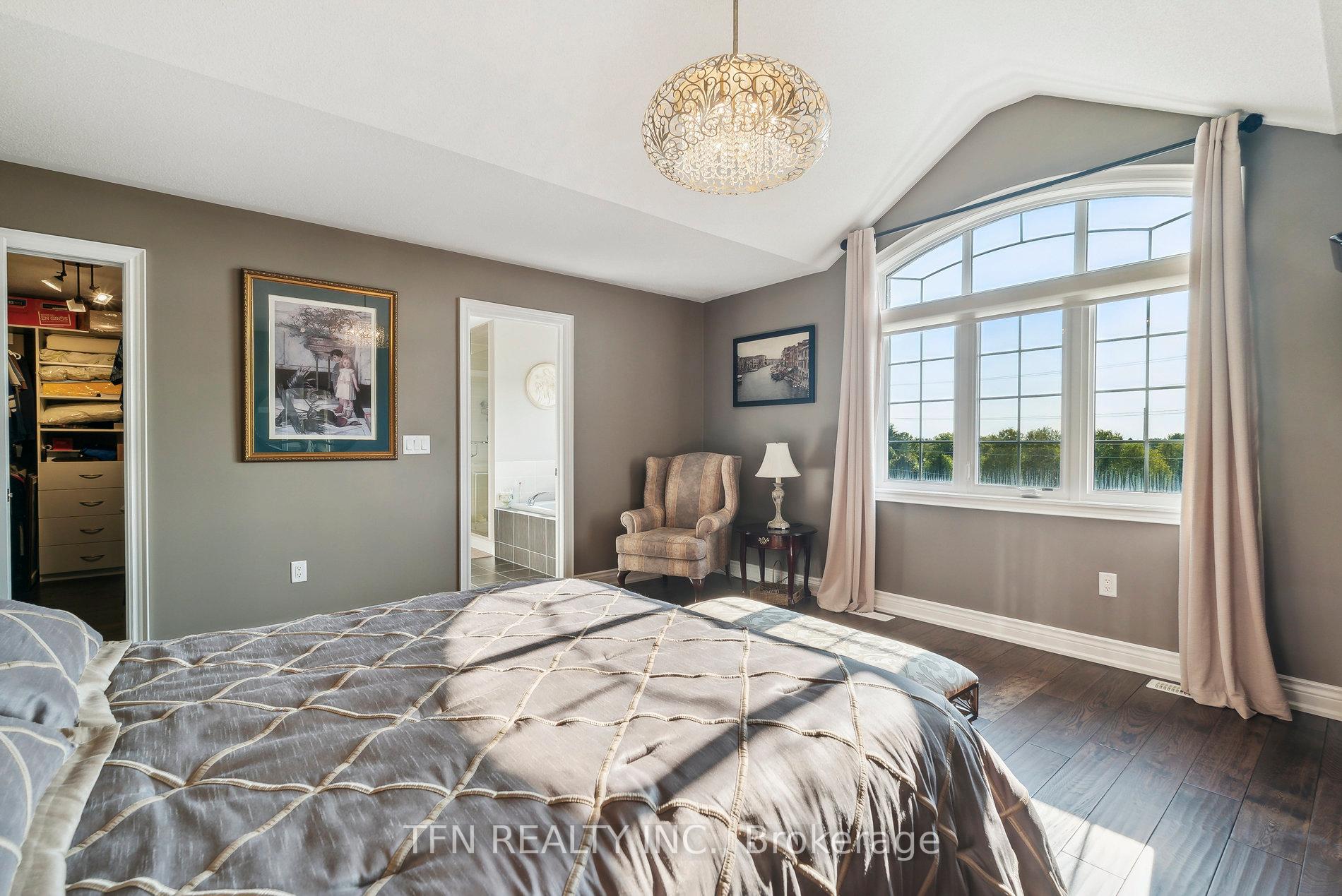 Photo 26 of 72 Cauthers Crescent, New Tecumseth, Rural New Tecumseth — HOMEH