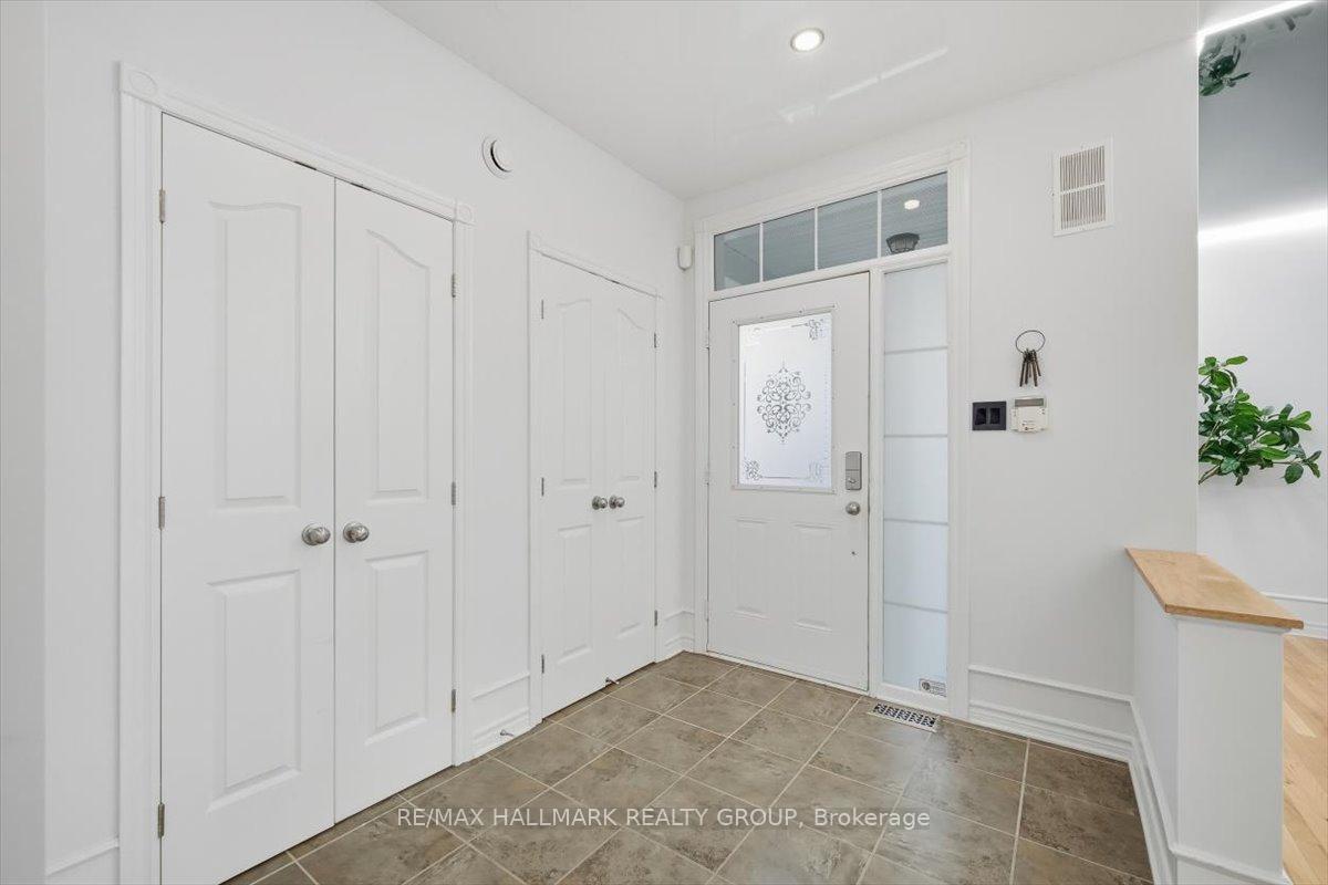 Photo 3 of 930 Scala Avenue, Ottawa, Notting Hill/Summerside — HOMEH