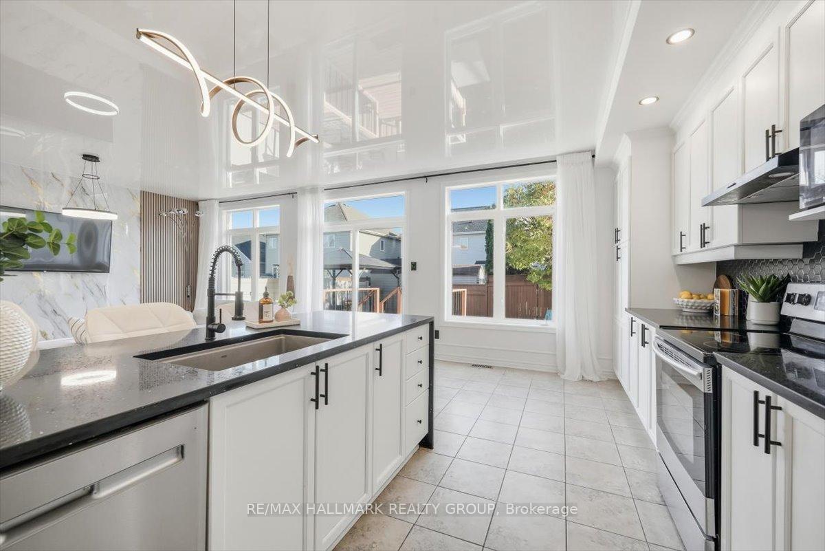 Photo 17 of 930 Scala Avenue, Ottawa, Notting Hill/Summerside — HOMEH