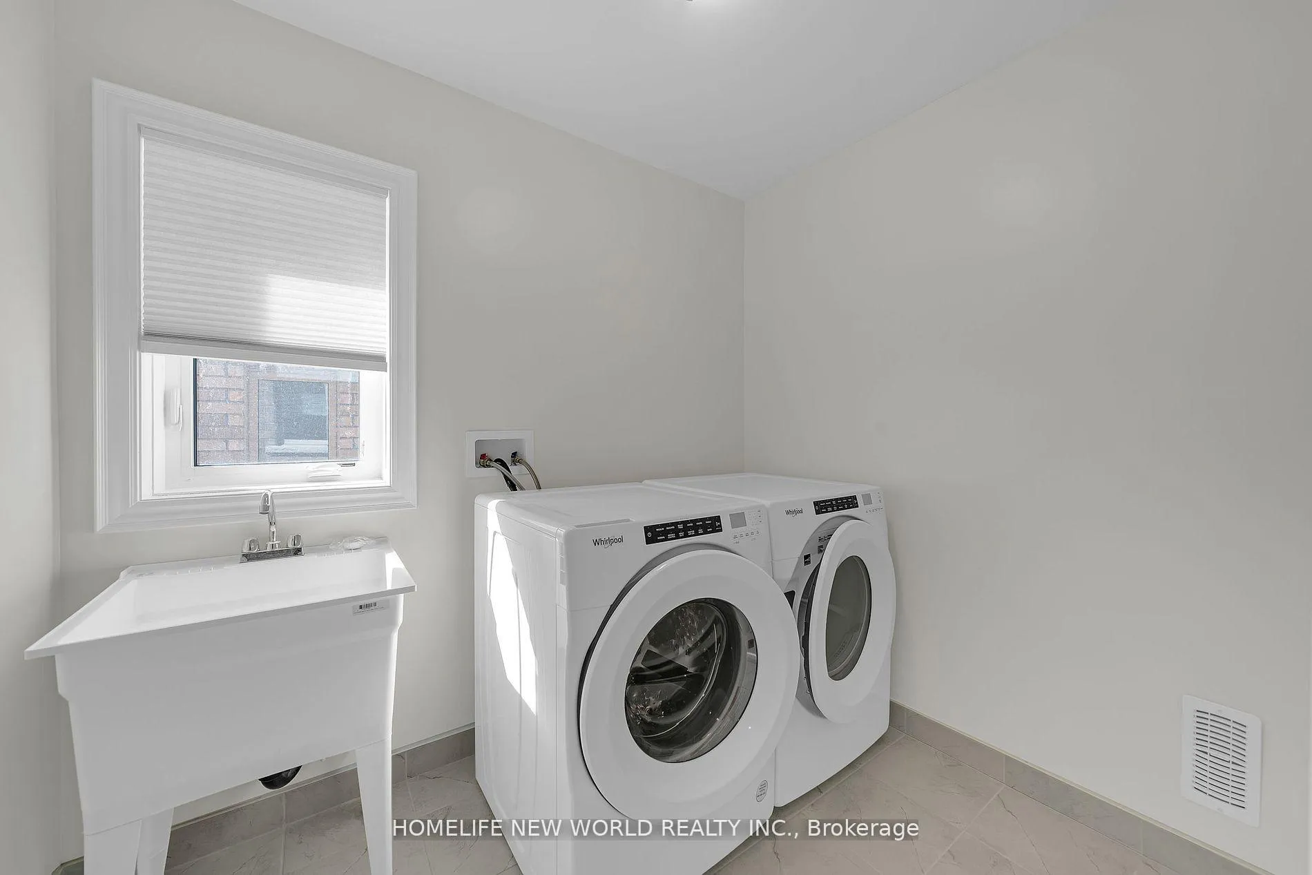 Photo 24 of 15 Caviglia Lane, Markham, Box Grove — HOMEH