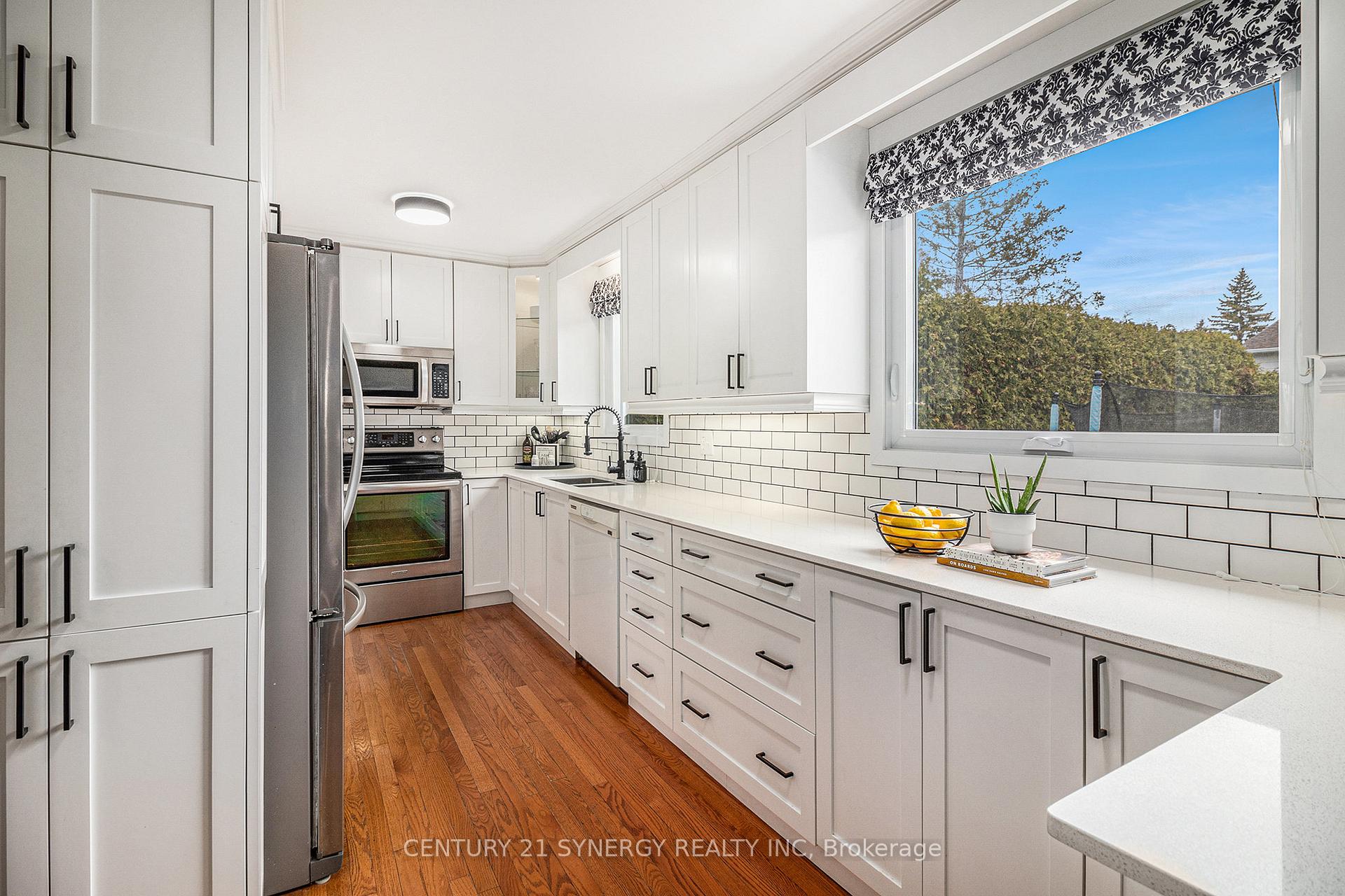 Photo 11 of 1213 St Moritz Court, Ottawa, Convent Glen North — HOMEH