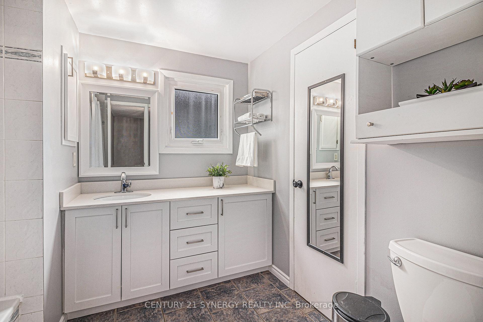 Photo 17 of 1213 St Moritz Court, Ottawa, Convent Glen North — HOMEH