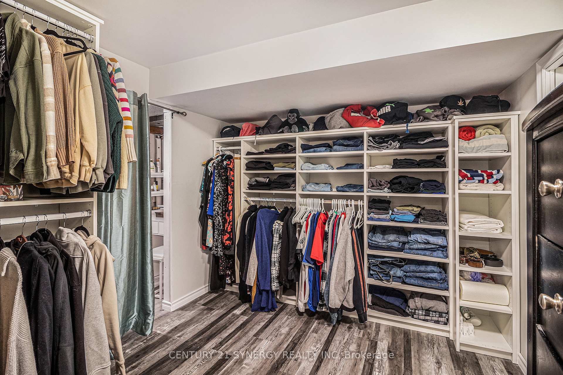 Photo 25 of 1213 St Moritz Court, Ottawa, Convent Glen North — HOMEH