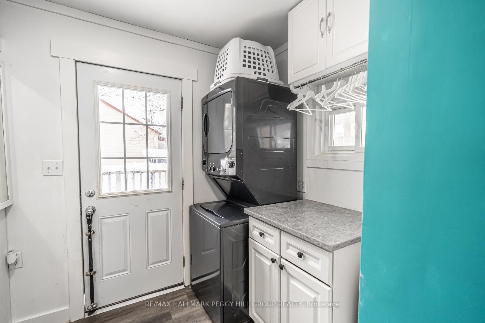 Photo 9 of 89 McKenzie Street, Orillia — HOMEH