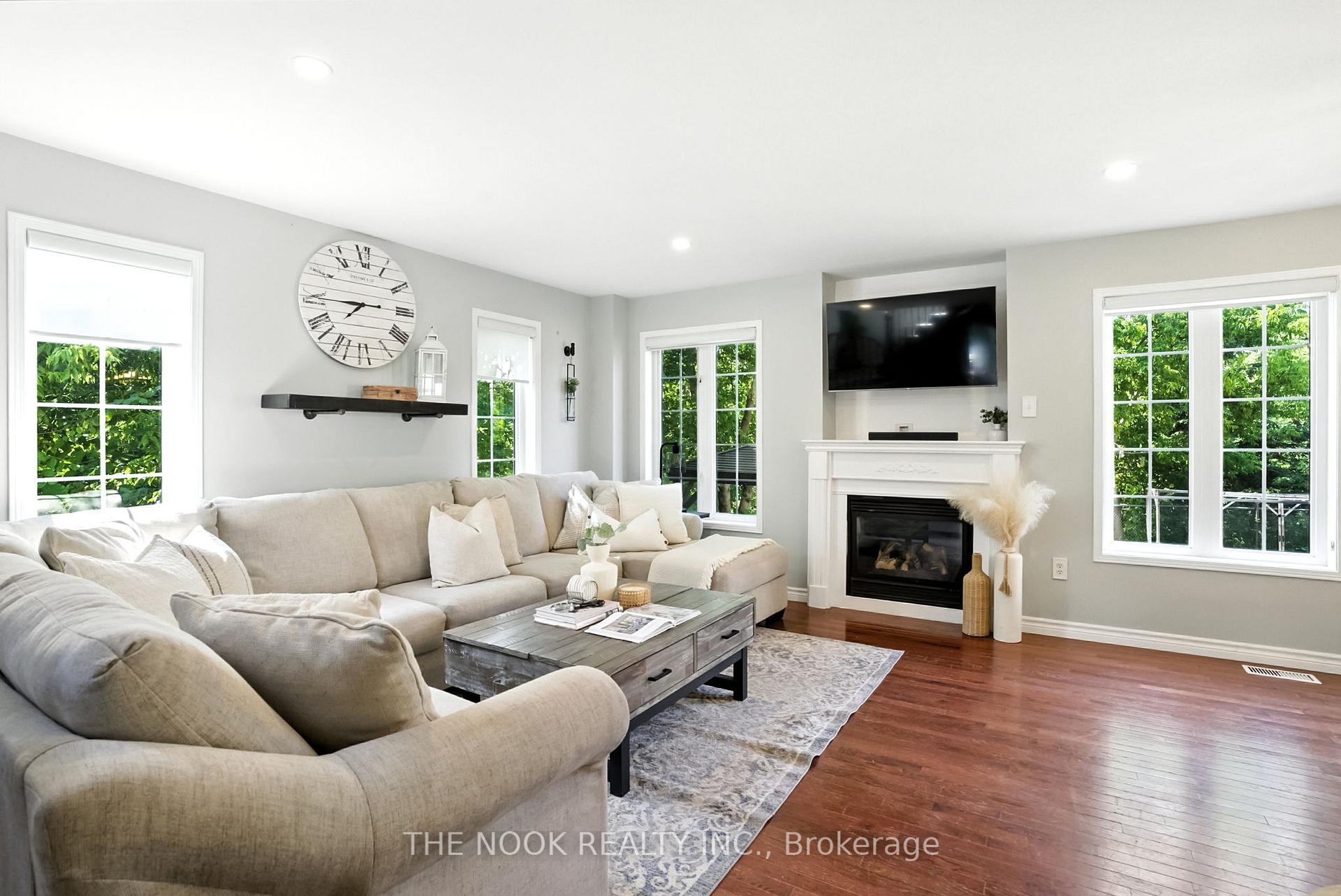 Photo 7 of 1346 Coldstream Drive, Oshawa, Taunton — HOMEH