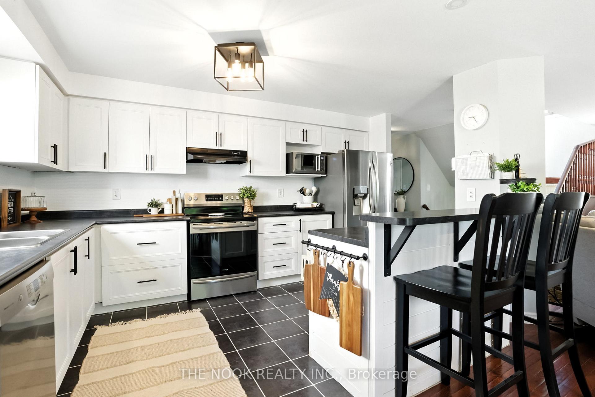 Photo 19 of 1346 Coldstream Drive, Oshawa, Taunton — HOMEH