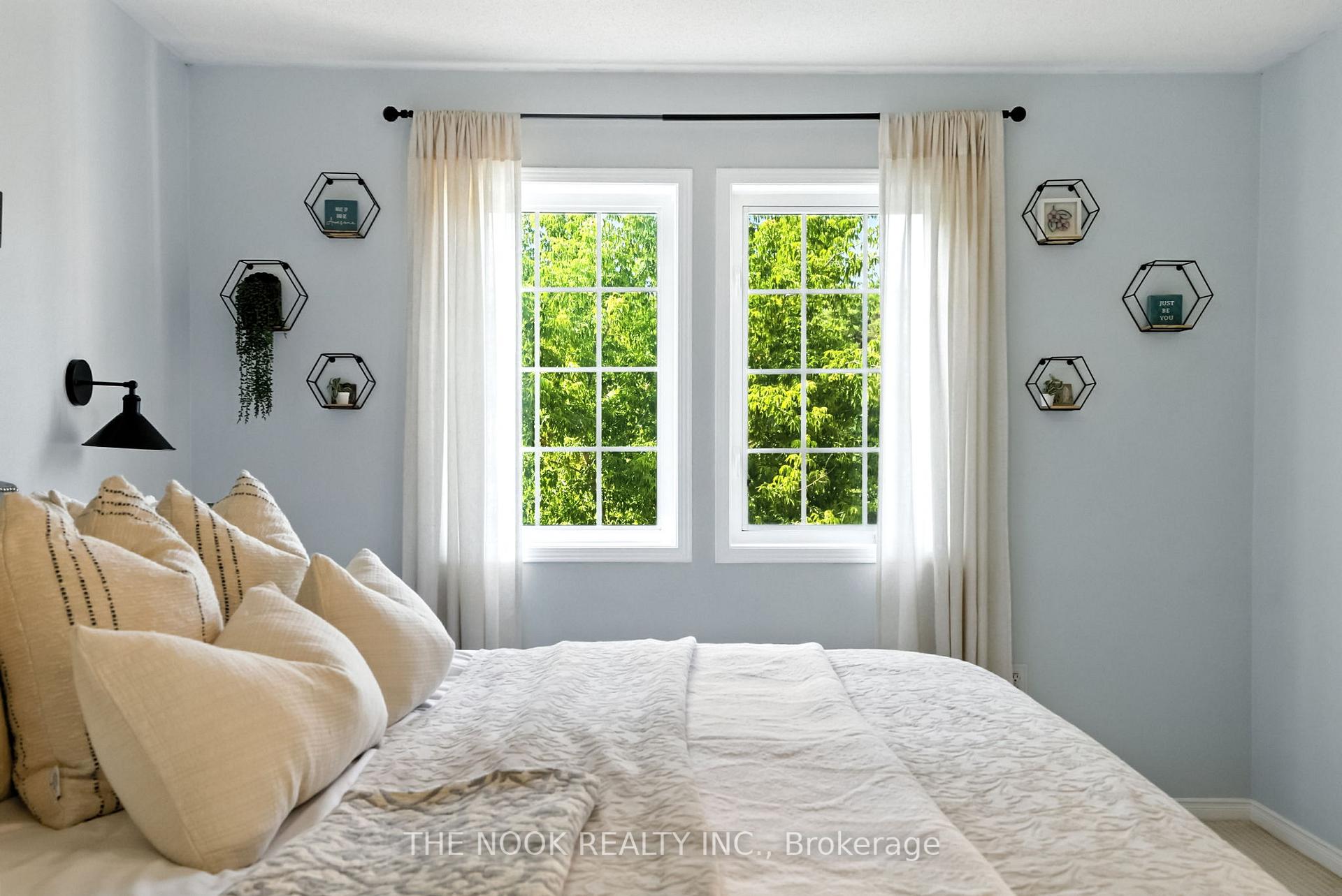 Photo 27 of 1346 Coldstream Drive, Oshawa, Taunton — HOMEH