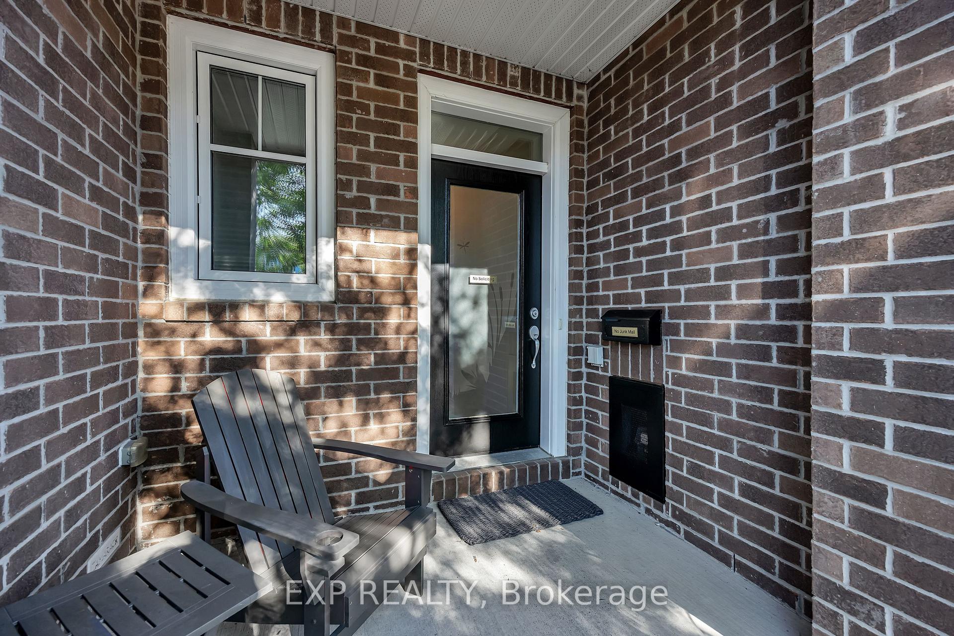 Photo 3 of 654 Cartographe Street, Ottawa, Camelot — HOMEH