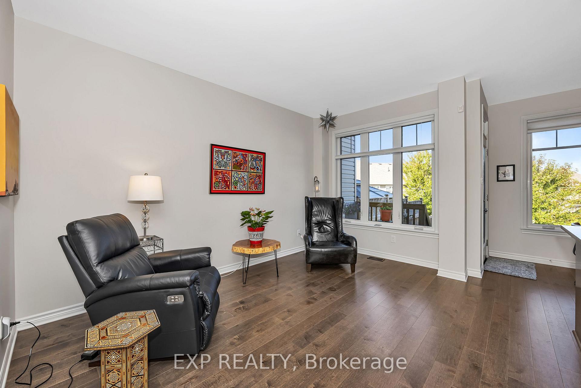 Photo 10 of 654 Cartographe Street, Ottawa, Camelot — HOMEH