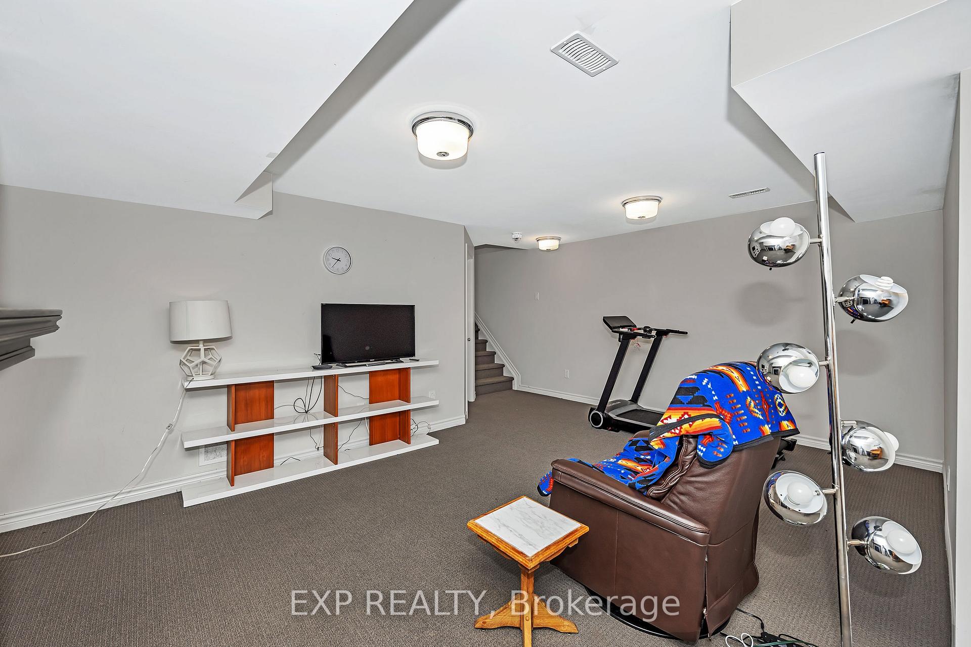 Photo 35 of 654 Cartographe Street, Ottawa, Camelot — HOMEH