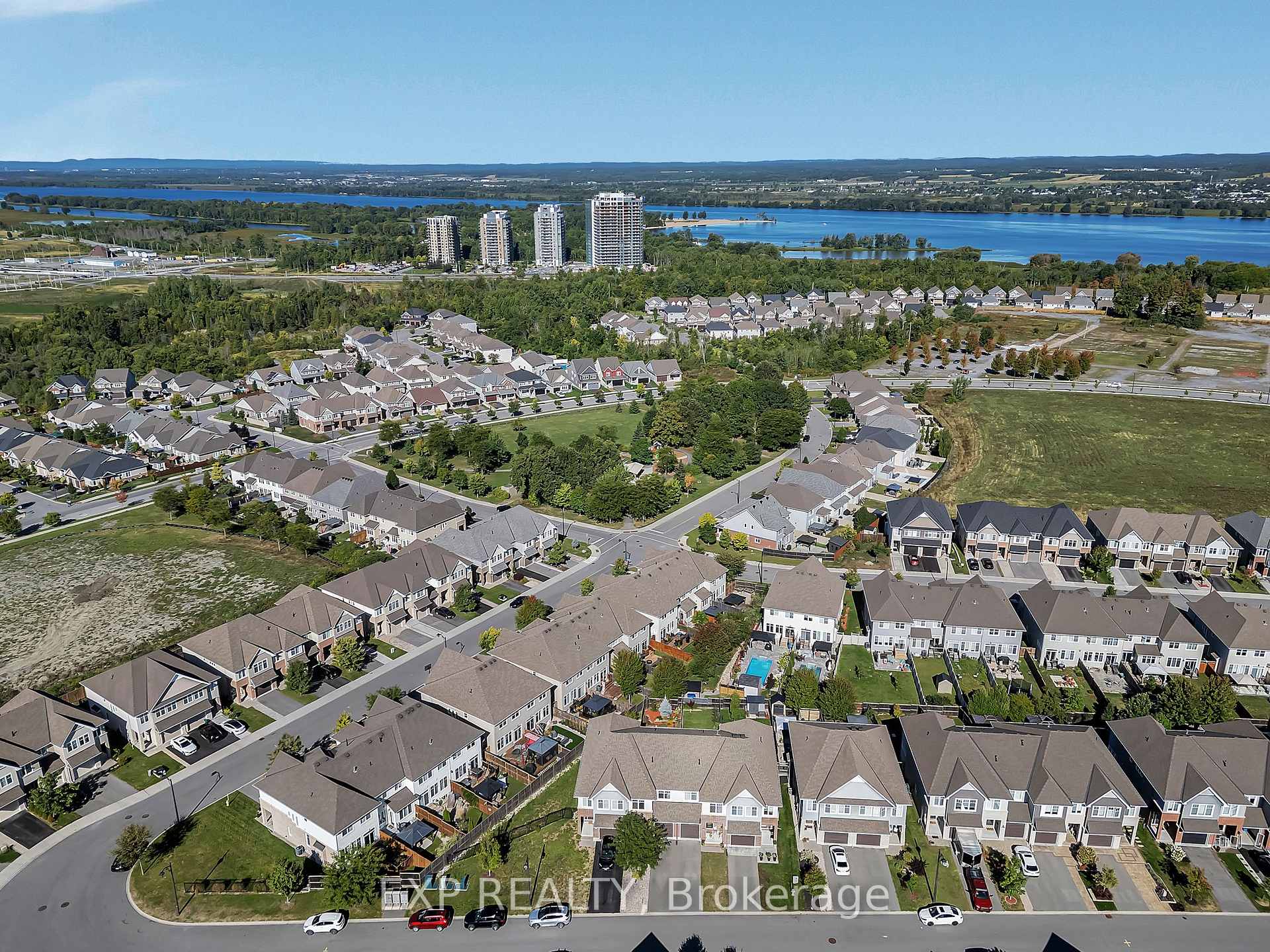 Photo 48 of 654 Cartographe Street, Ottawa, Camelot — HOMEH