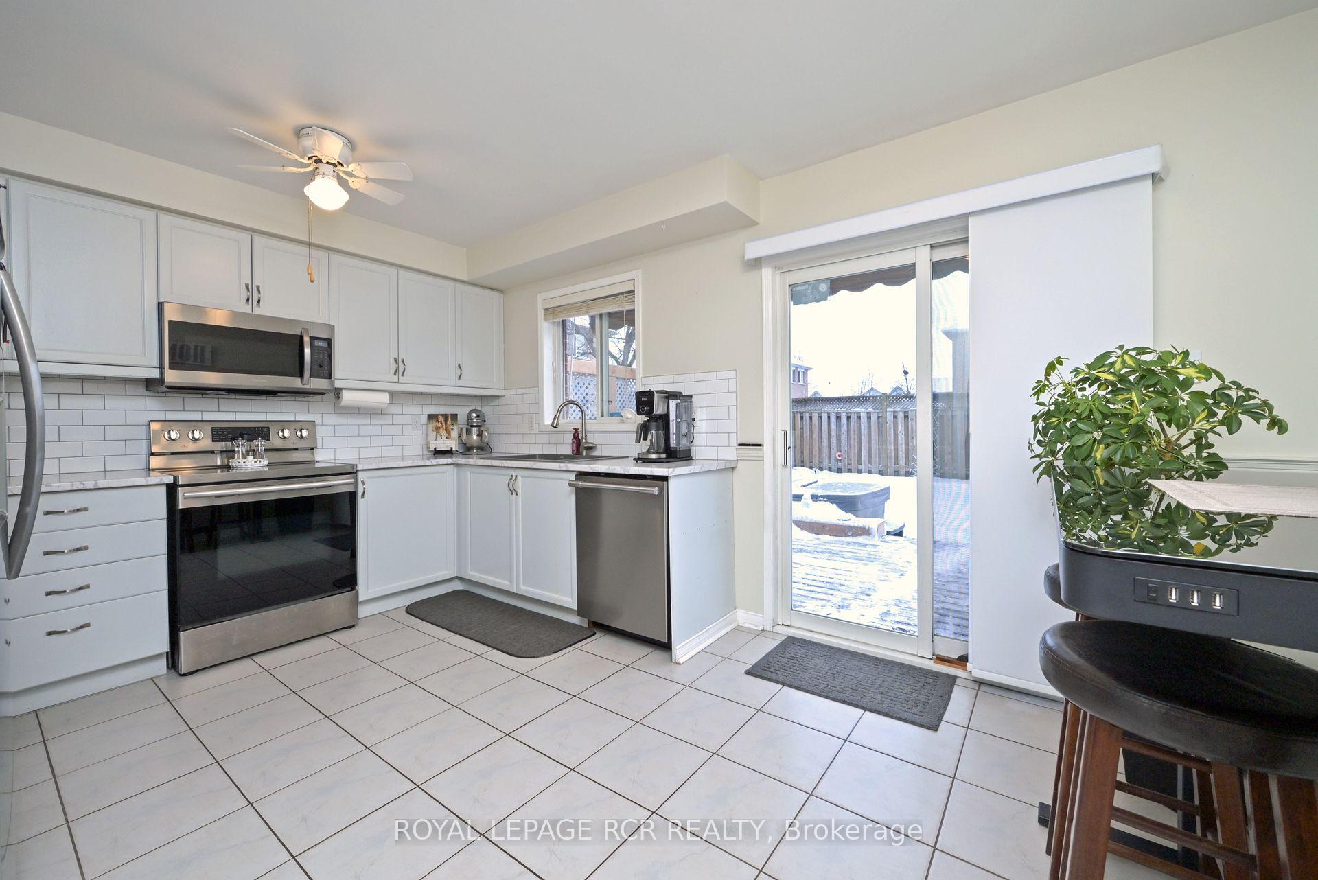 Photo 11 of 22 Smith Street, New Tecumseth, Alliston — HOMEH