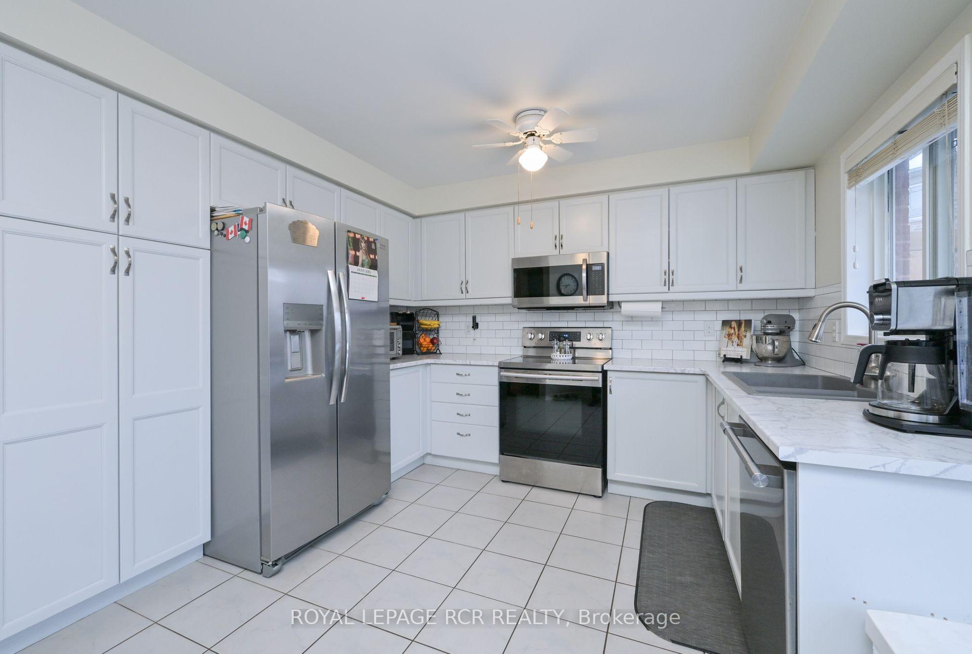 Photo 12 of 22 Smith Street, New Tecumseth, Alliston — HOMEH