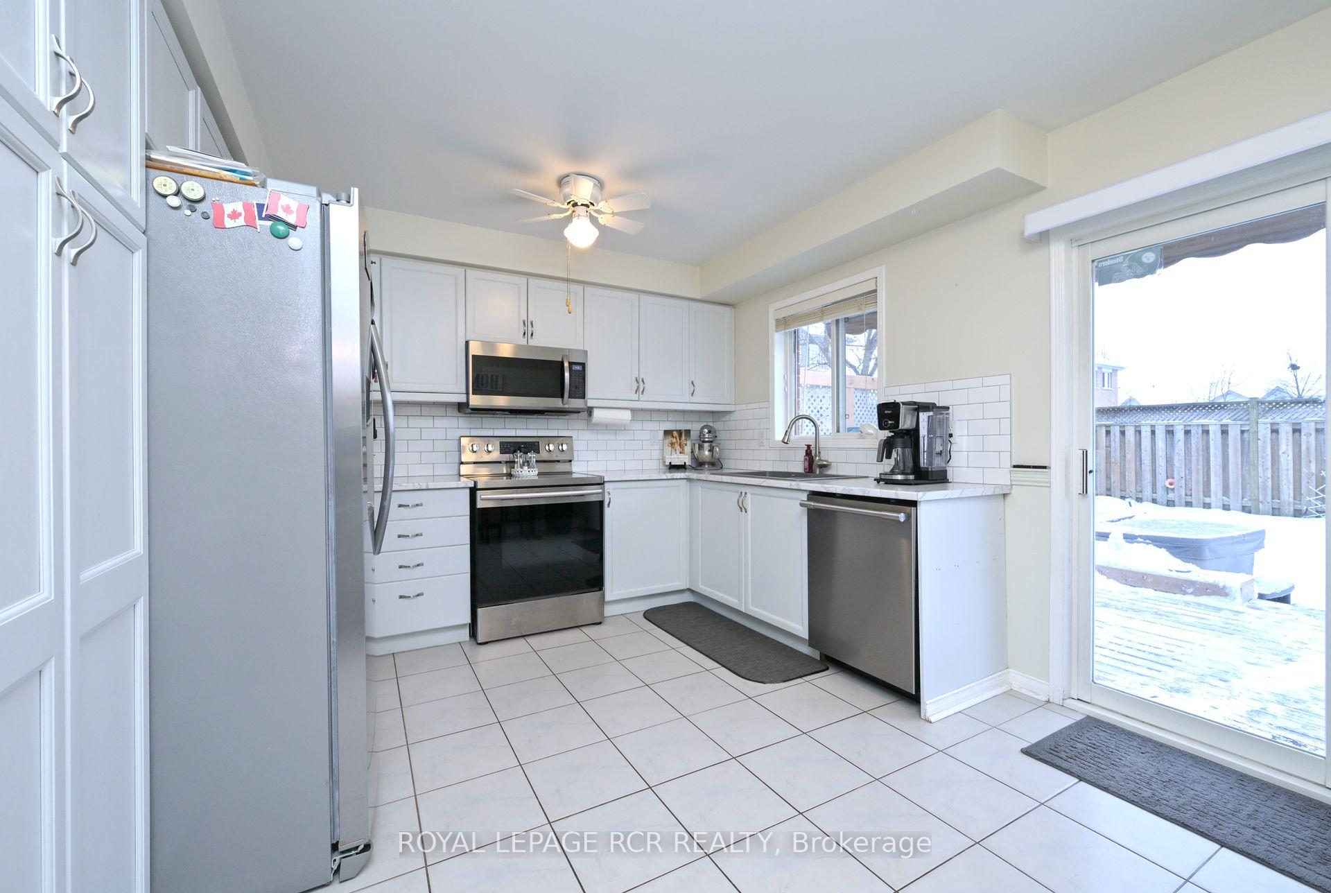Photo 13 of 22 Smith Street, New Tecumseth, Alliston — HOMEH