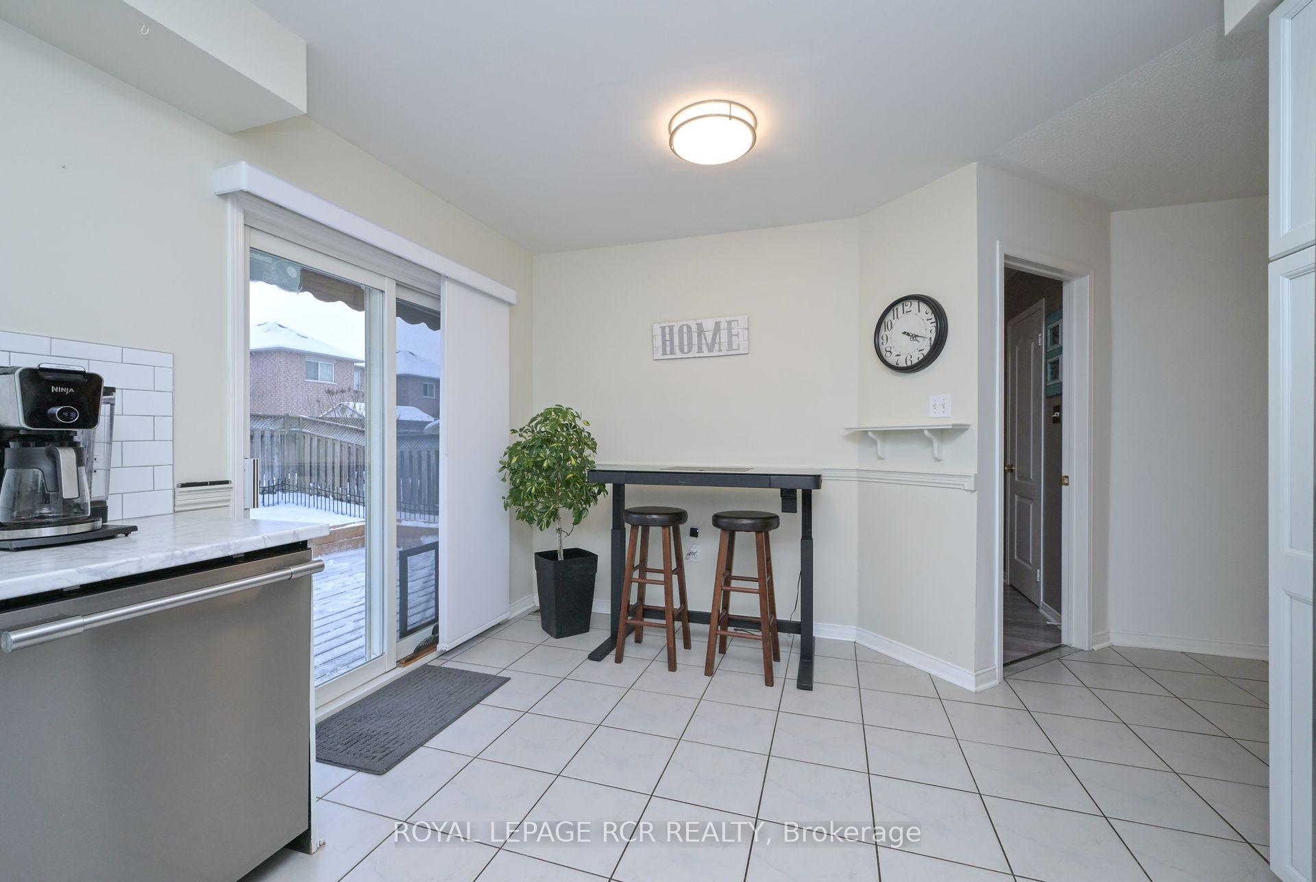 Photo 14 of 22 Smith Street, New Tecumseth, Alliston — HOMEH