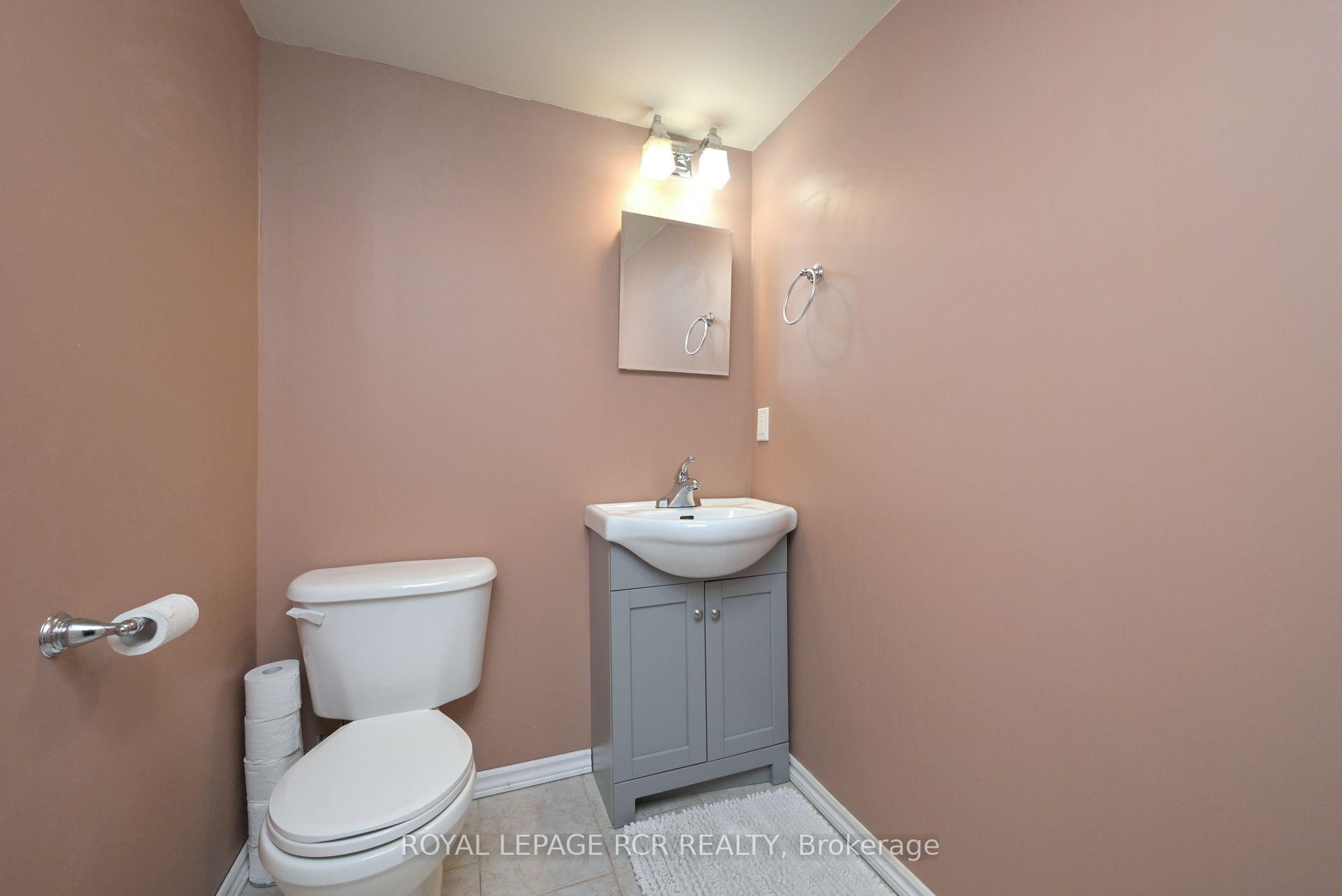 Photo 15 of 22 Smith Street, New Tecumseth, Alliston — HOMEH