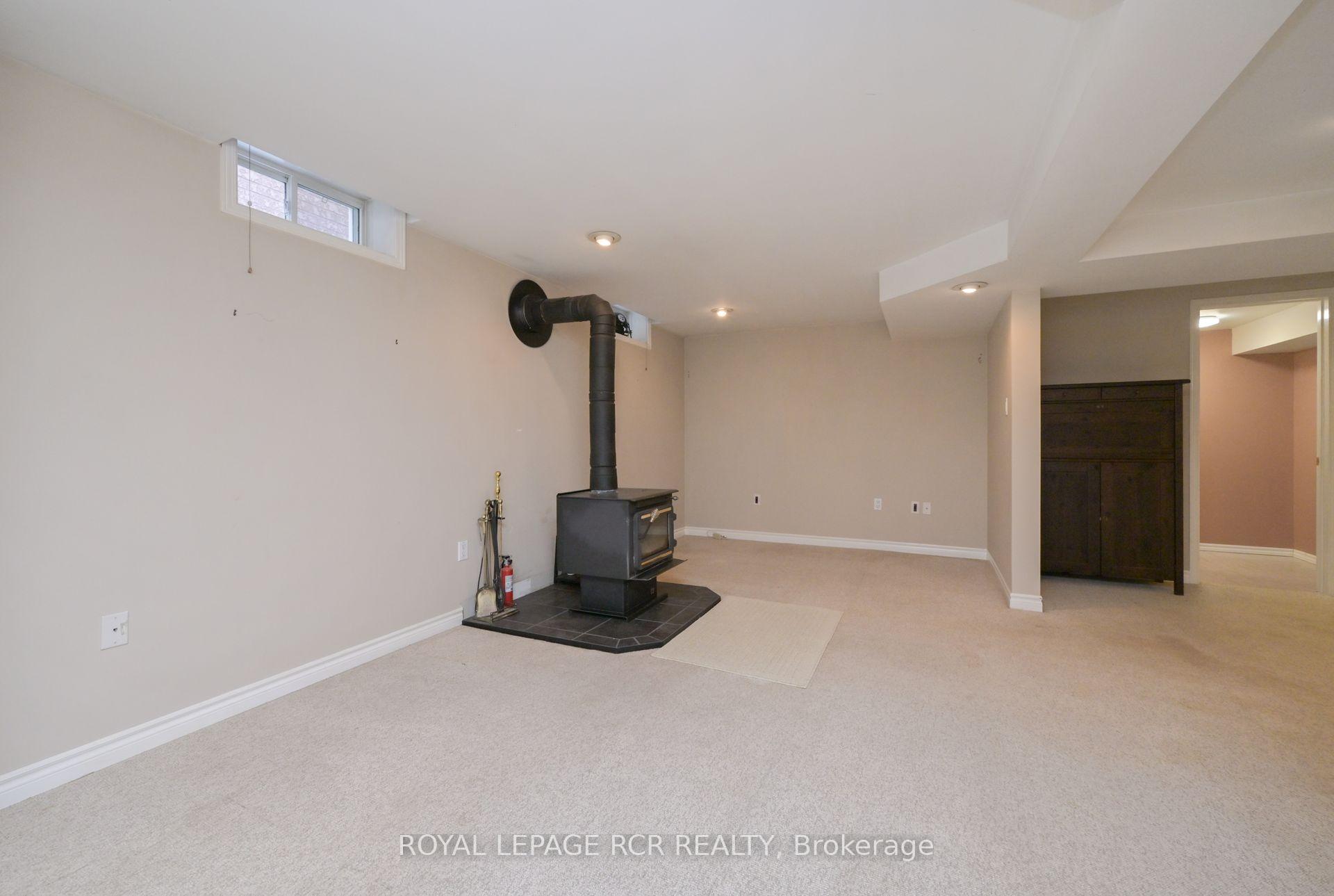 Photo 20 of 22 Smith Street, New Tecumseth, Alliston — HOMEH