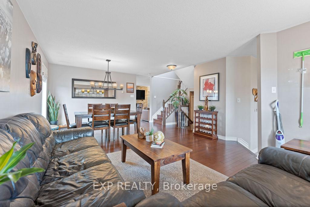 Photo 9 of 2176 Cavalier Way, Ottawa, Chapel Hill South - Orleans Village — HOMEH