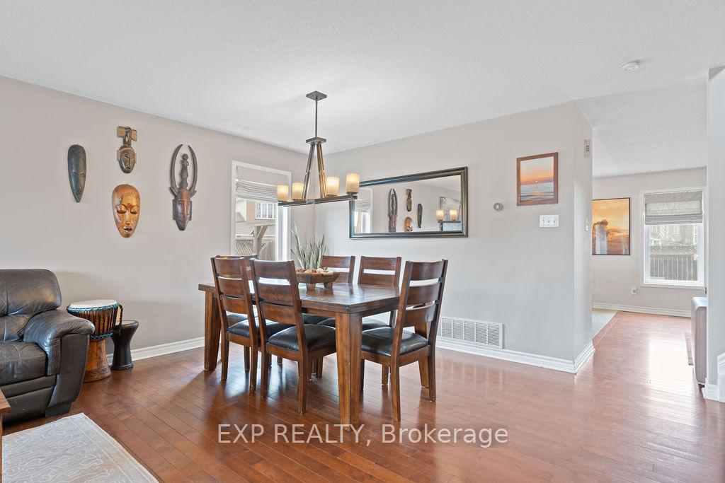 Photo 10 of 2176 Cavalier Way, Ottawa, Chapel Hill South - Orleans Village — HOMEH