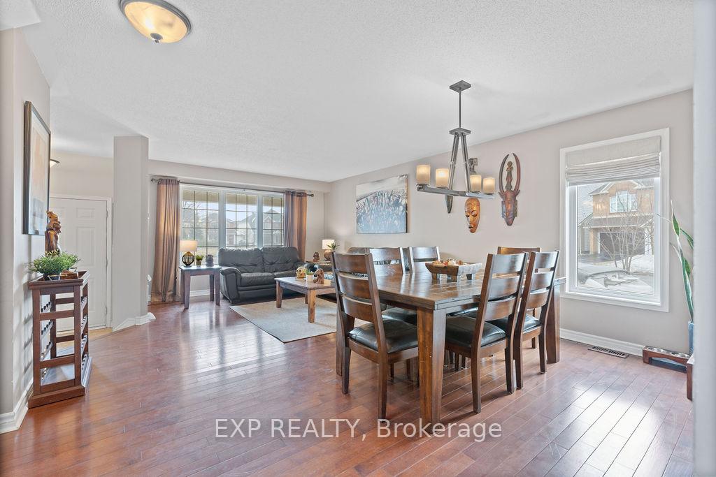 Photo 11 of 2176 Cavalier Way, Ottawa, Chapel Hill South - Orleans Village — HOMEH